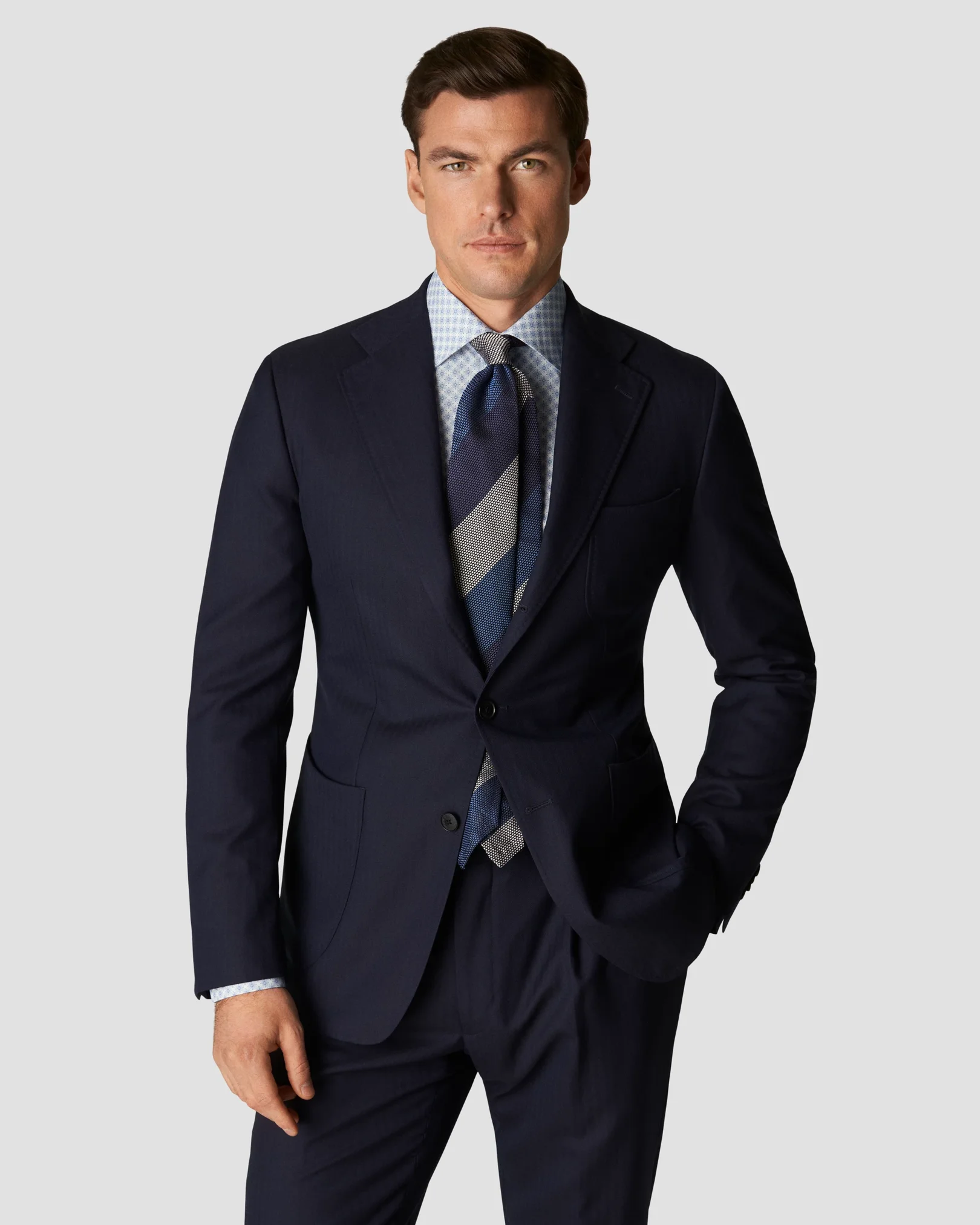 Eton - light blue poplin cutaway medallion print