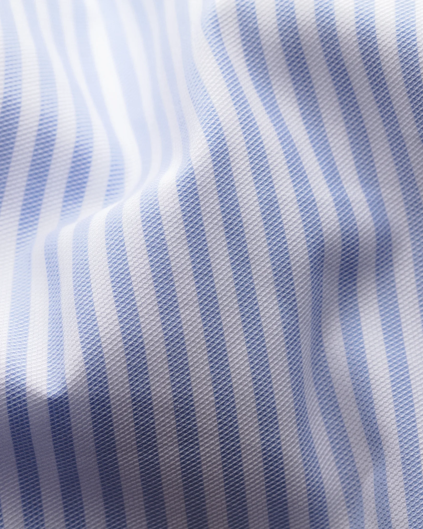 Eton - blue satin