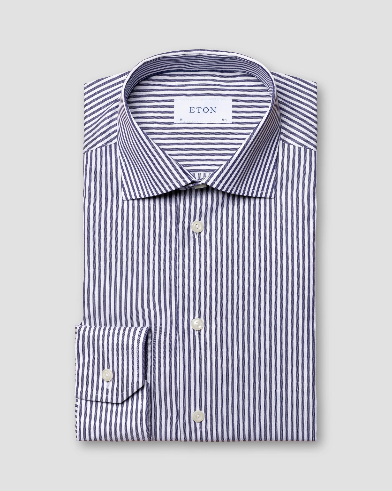 Eton - navy blue signature twill cut away ss