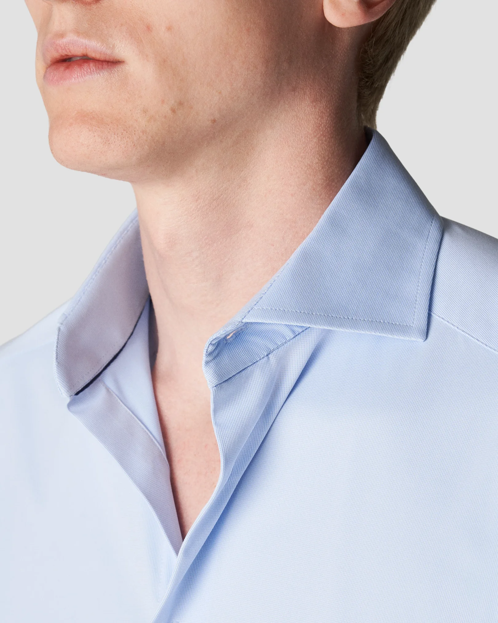 Eton - solid light blue 4 way stretch