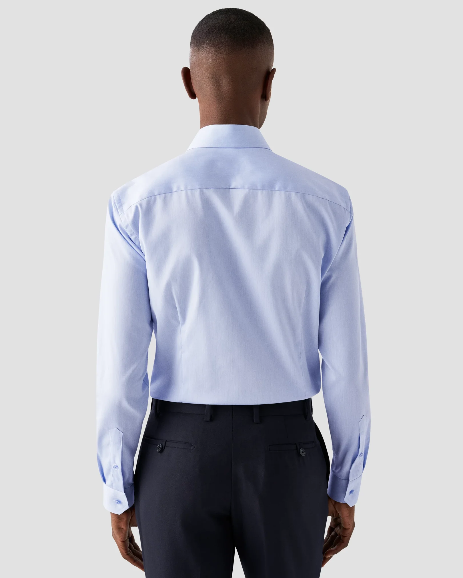 Eton - light blue signature twill summer details