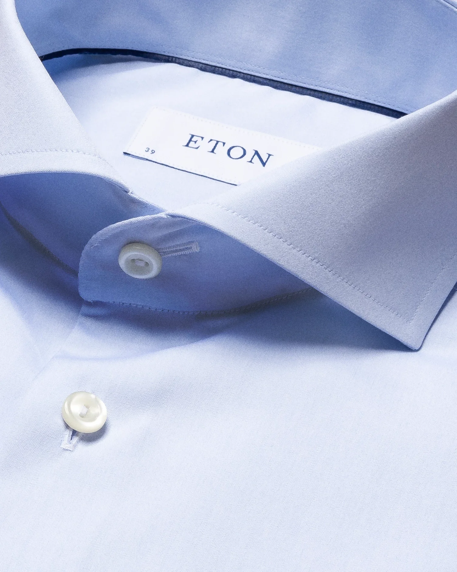 Eton - light blue poplin shirt extreme cut away
