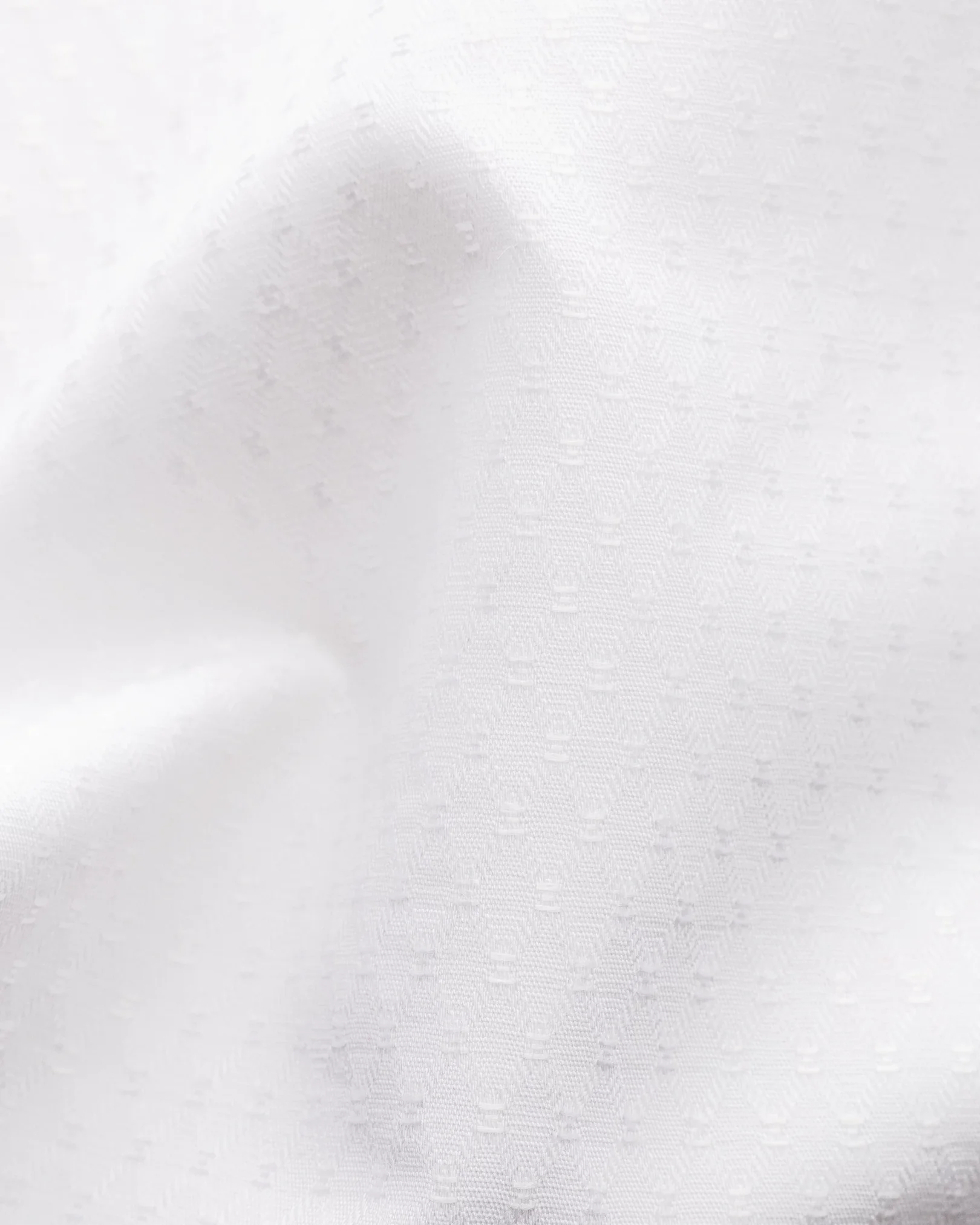 Eton - white jacquard moderate