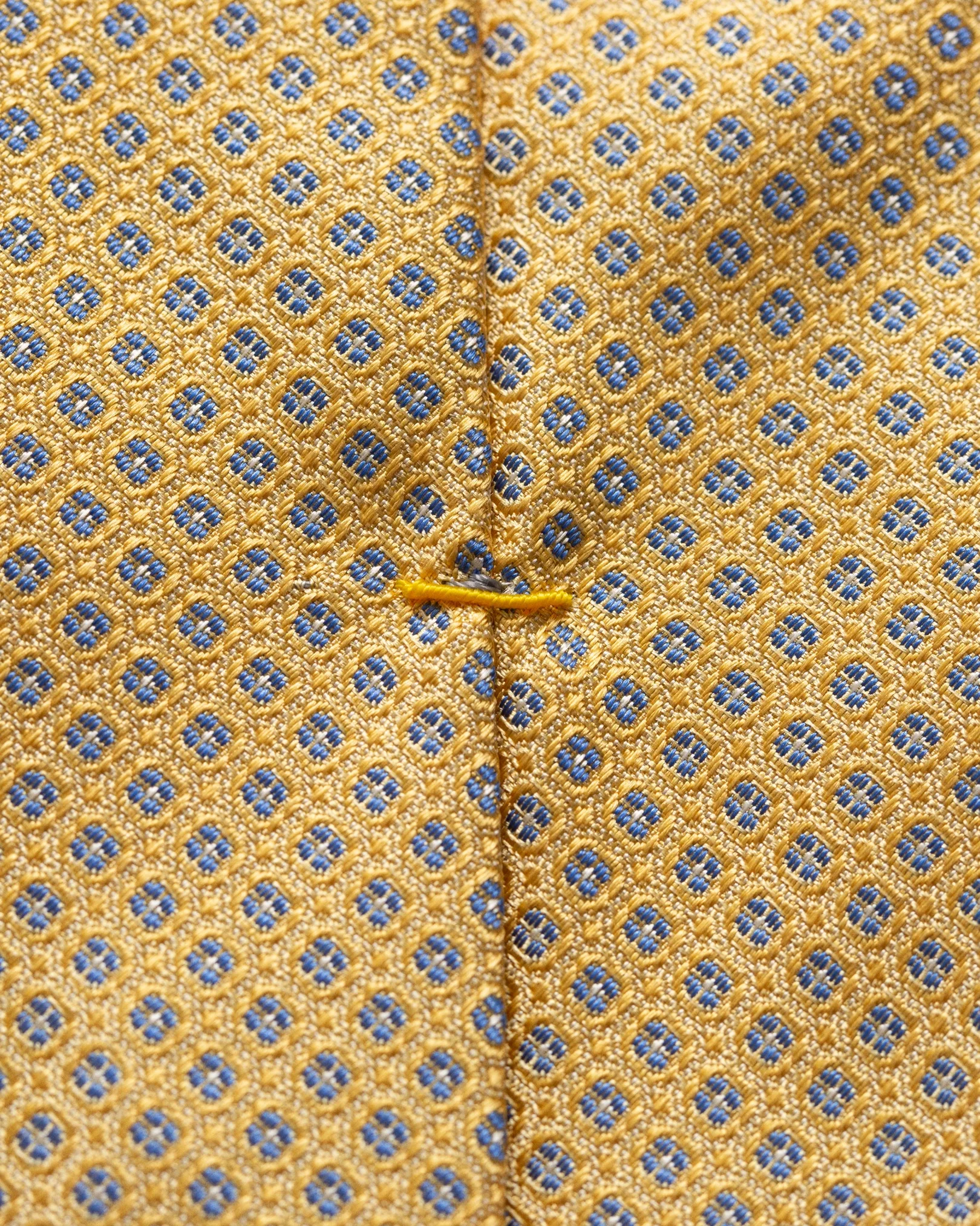 Eton - yellow dots silk tie