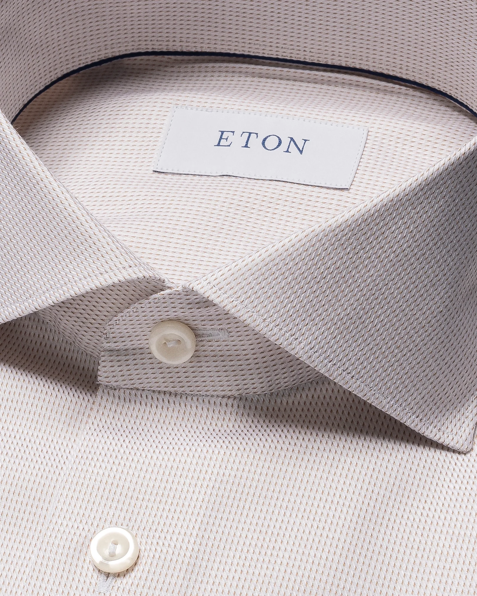 Eton - beige fine twill wide spread