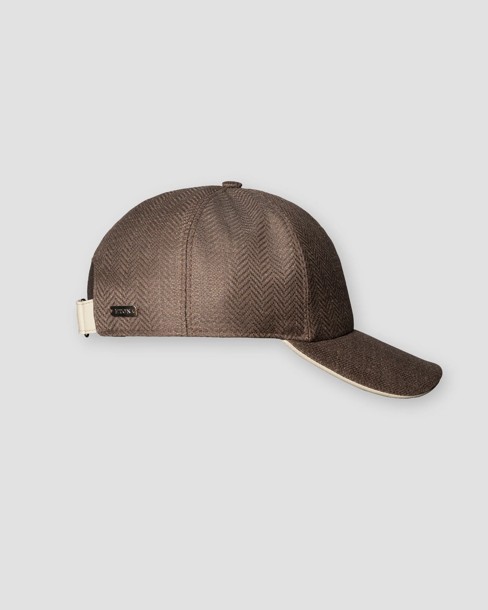 Eton - beige six panel cap