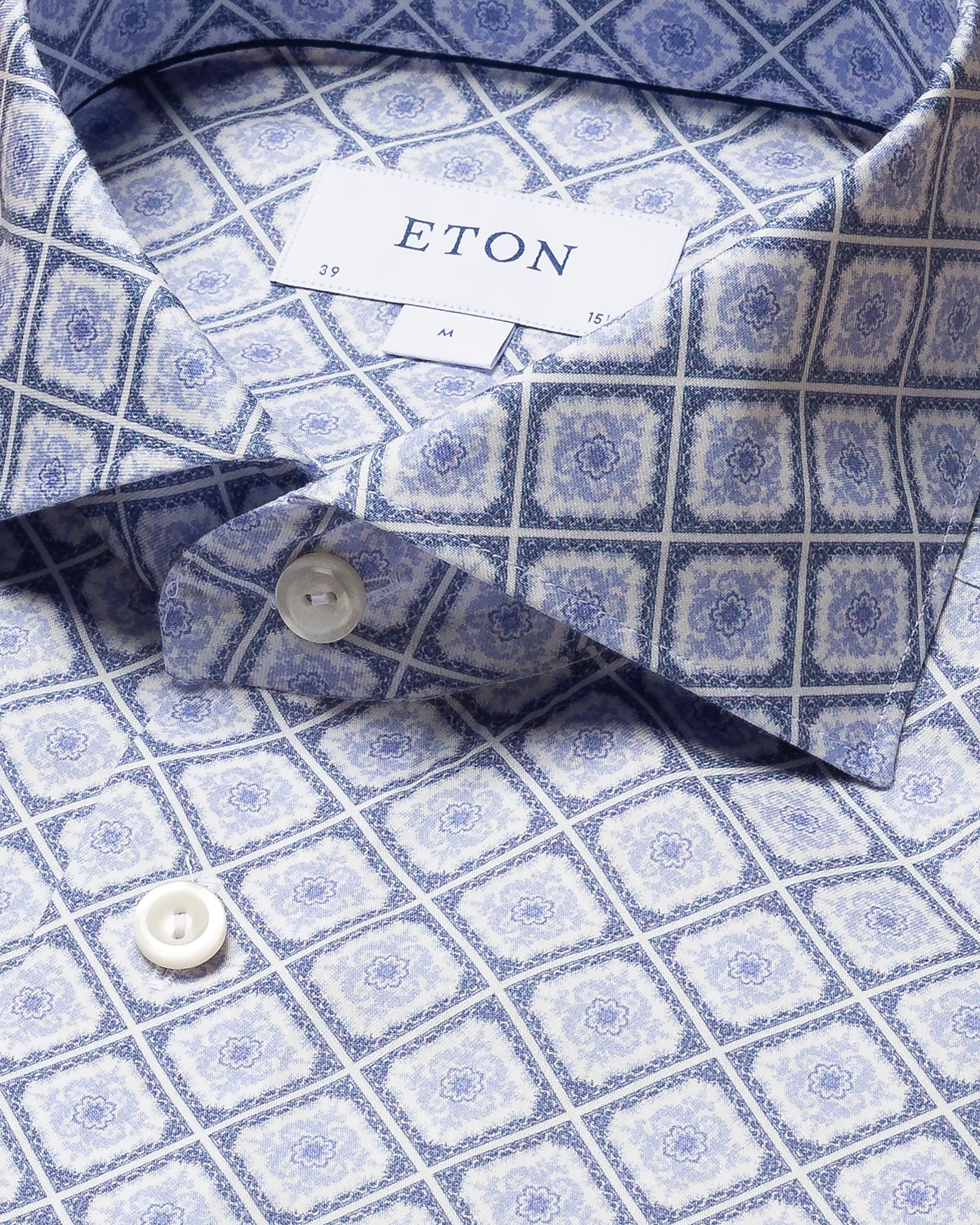 Eton - light blue signature twill widespread