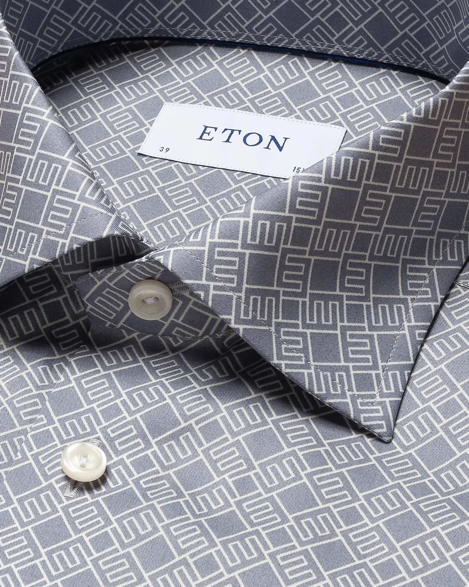 Eton - light blue fine twill cutaway