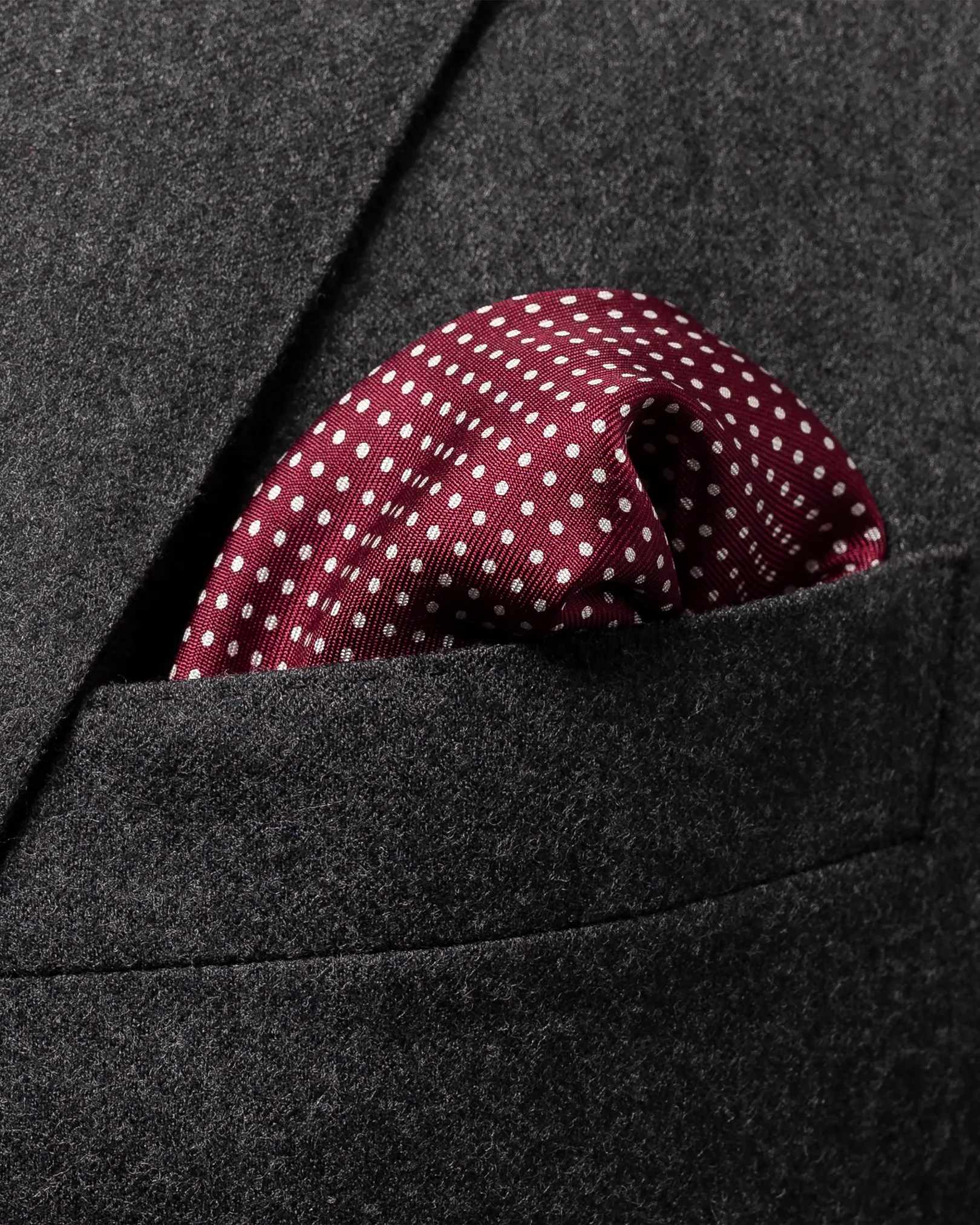 Eton - red polka dots silk pocket square