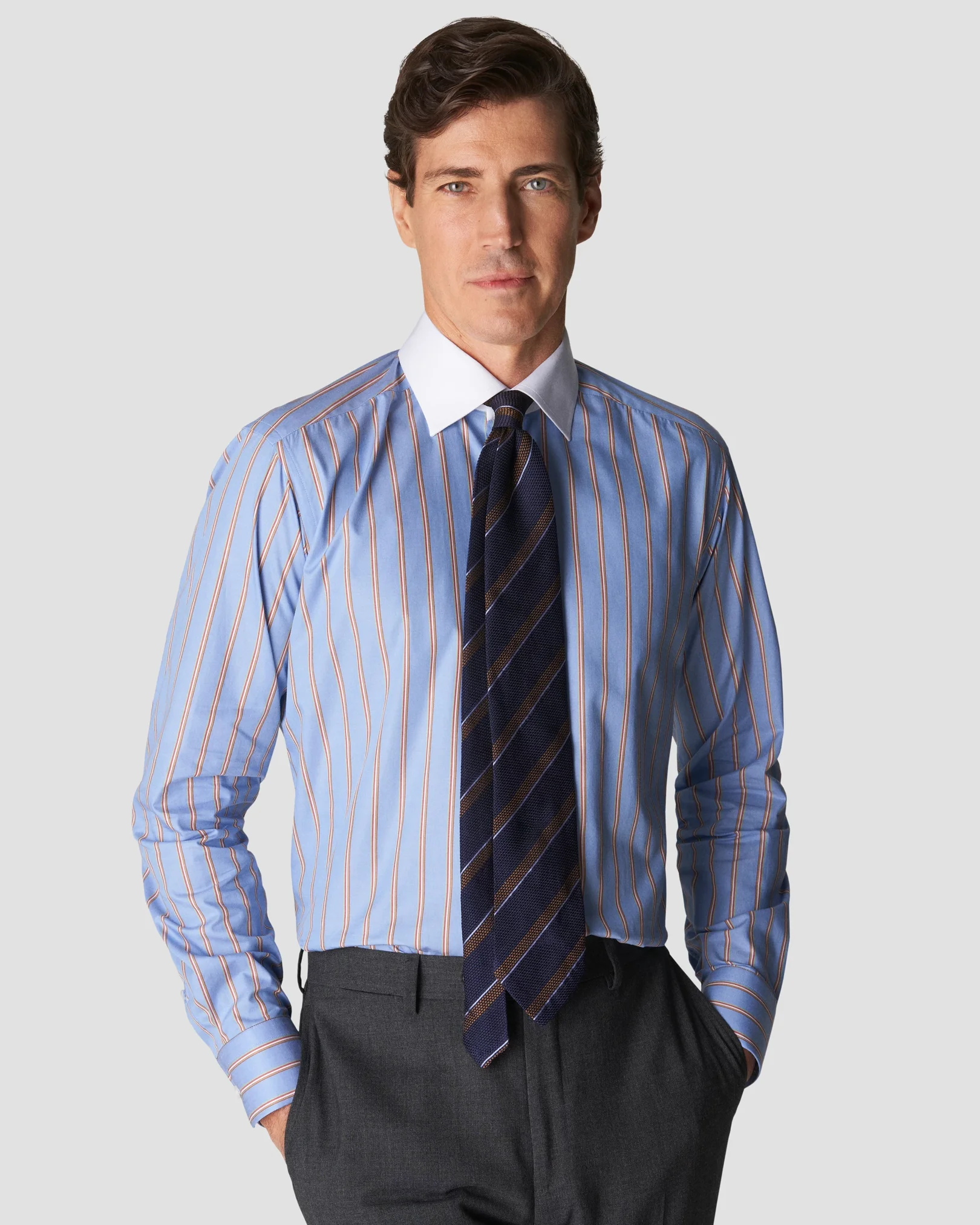 Eton - light blue finetwill cut away