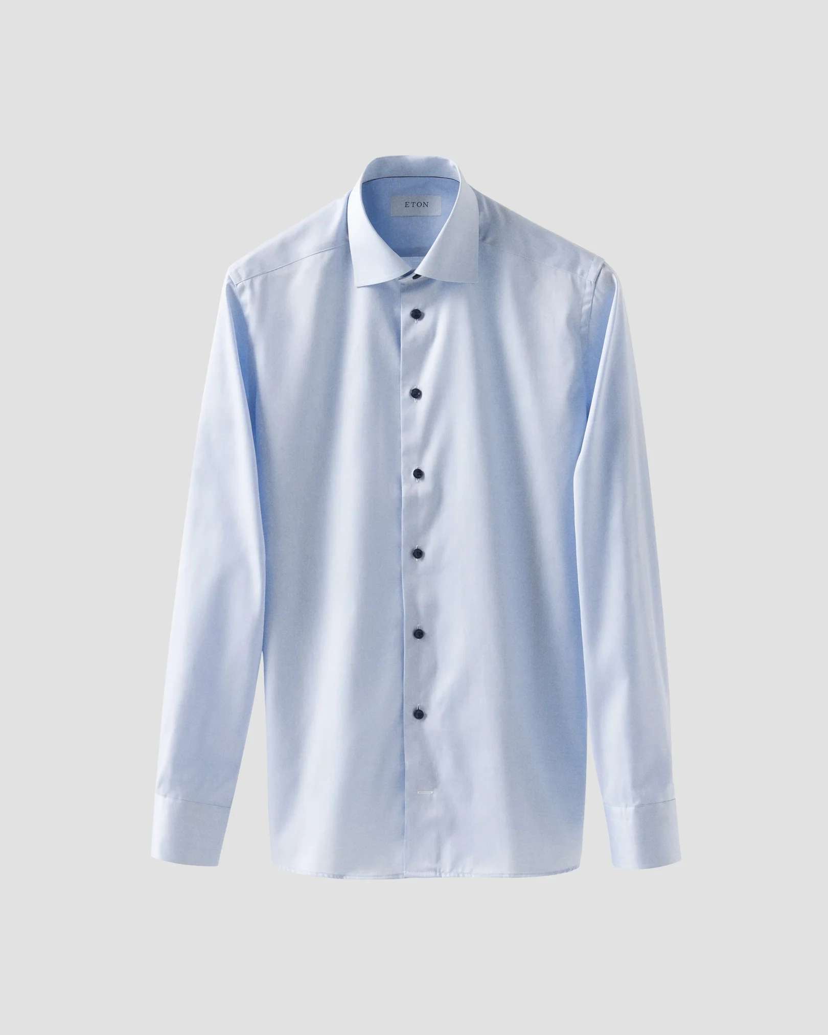 Eton - light blue signature twill contrast details