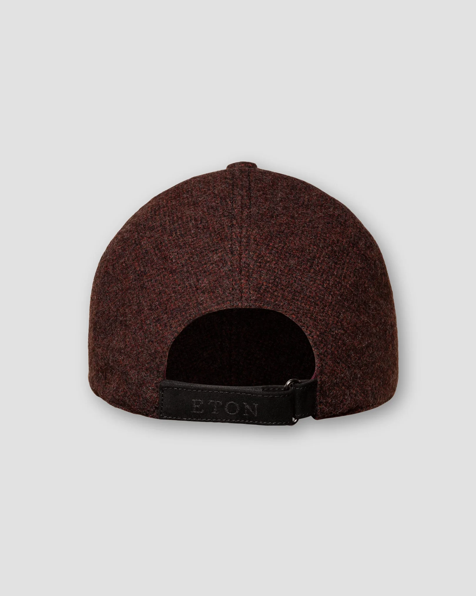 Eton - red baseball cap