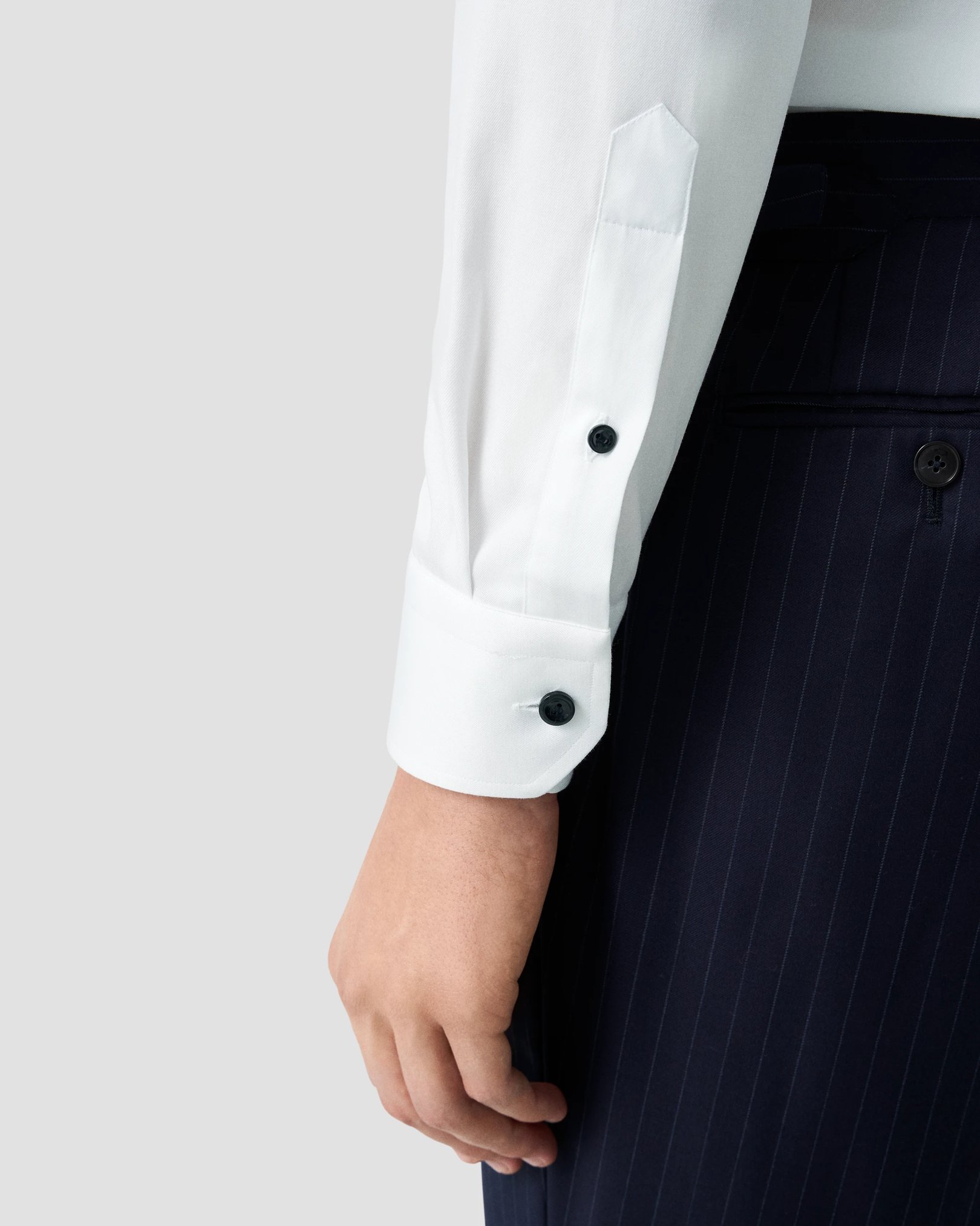 Eton - white solid black buttons signature twill shirt
