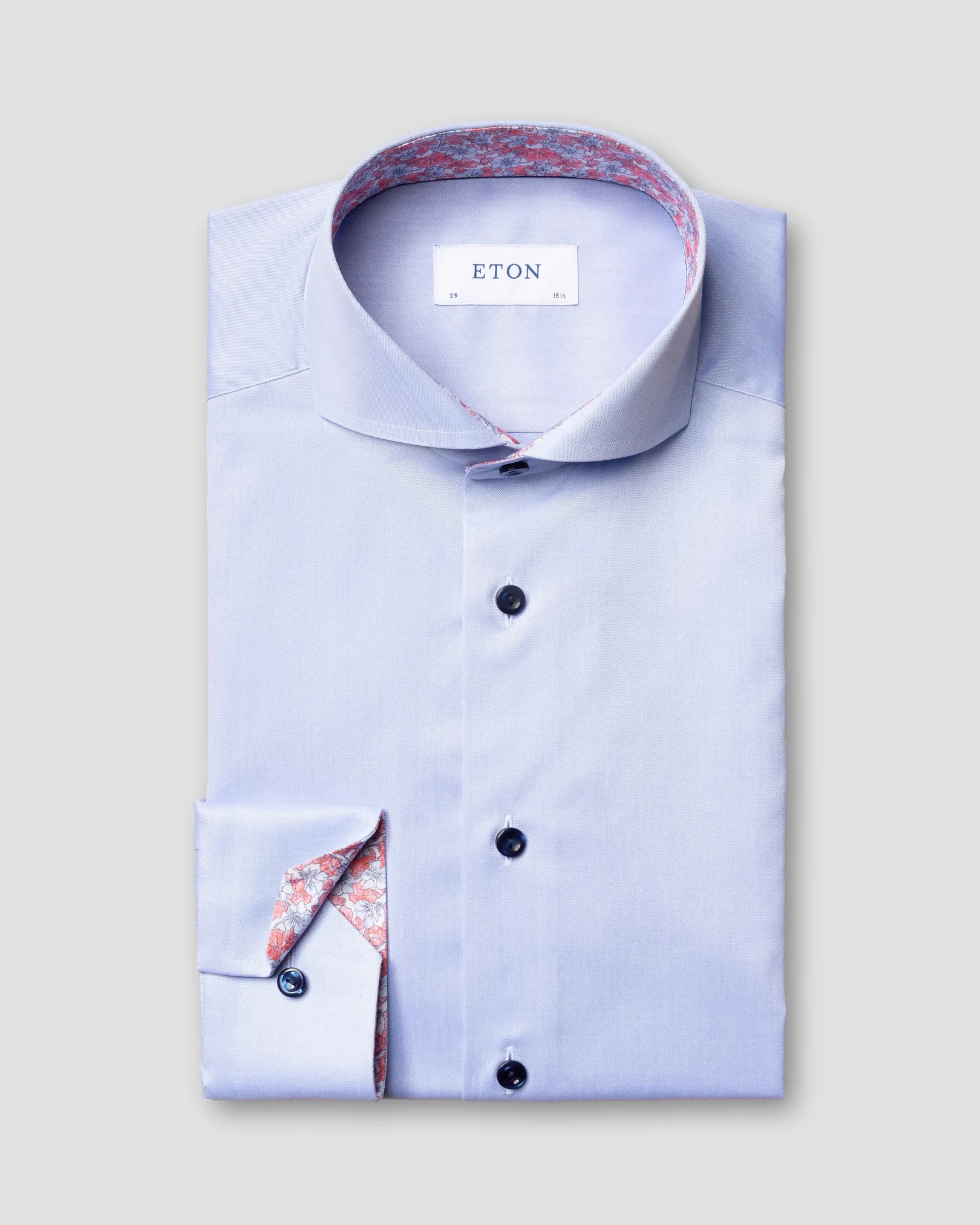 Eton - light blue twill shirt printed details extreme cut away