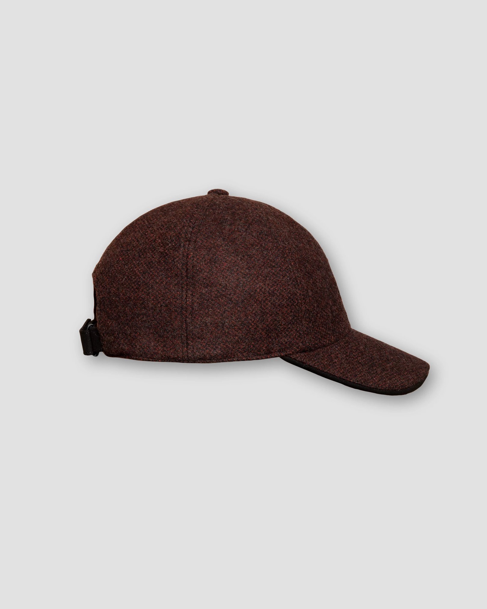 Eton - red baseball cap