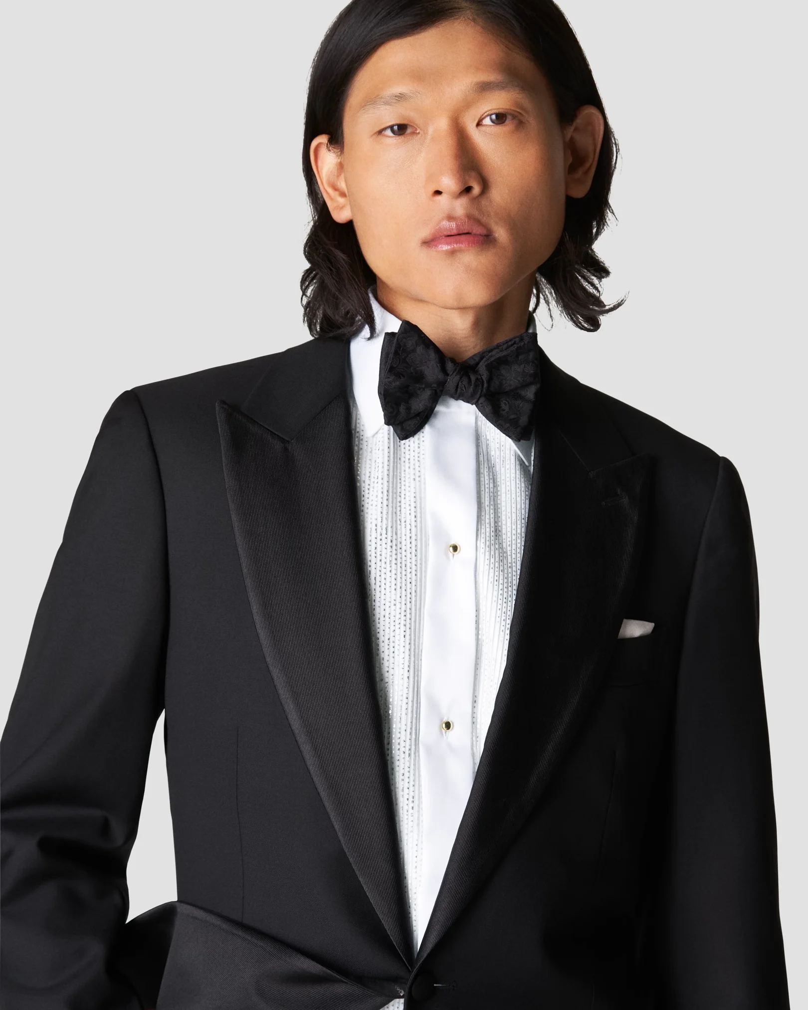 Eton - white moderatecut