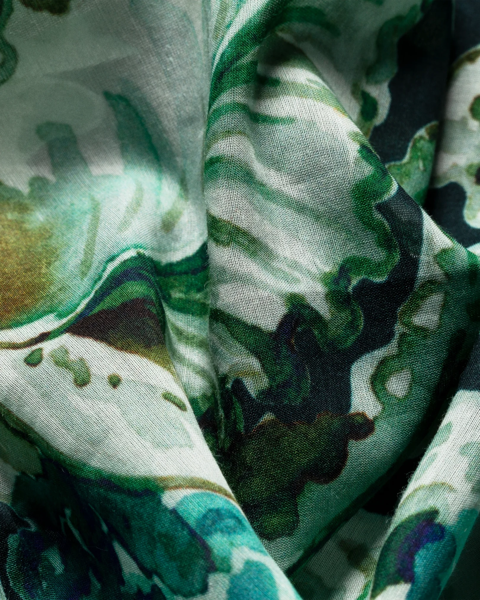 Eton - dark green chandelier print bandana