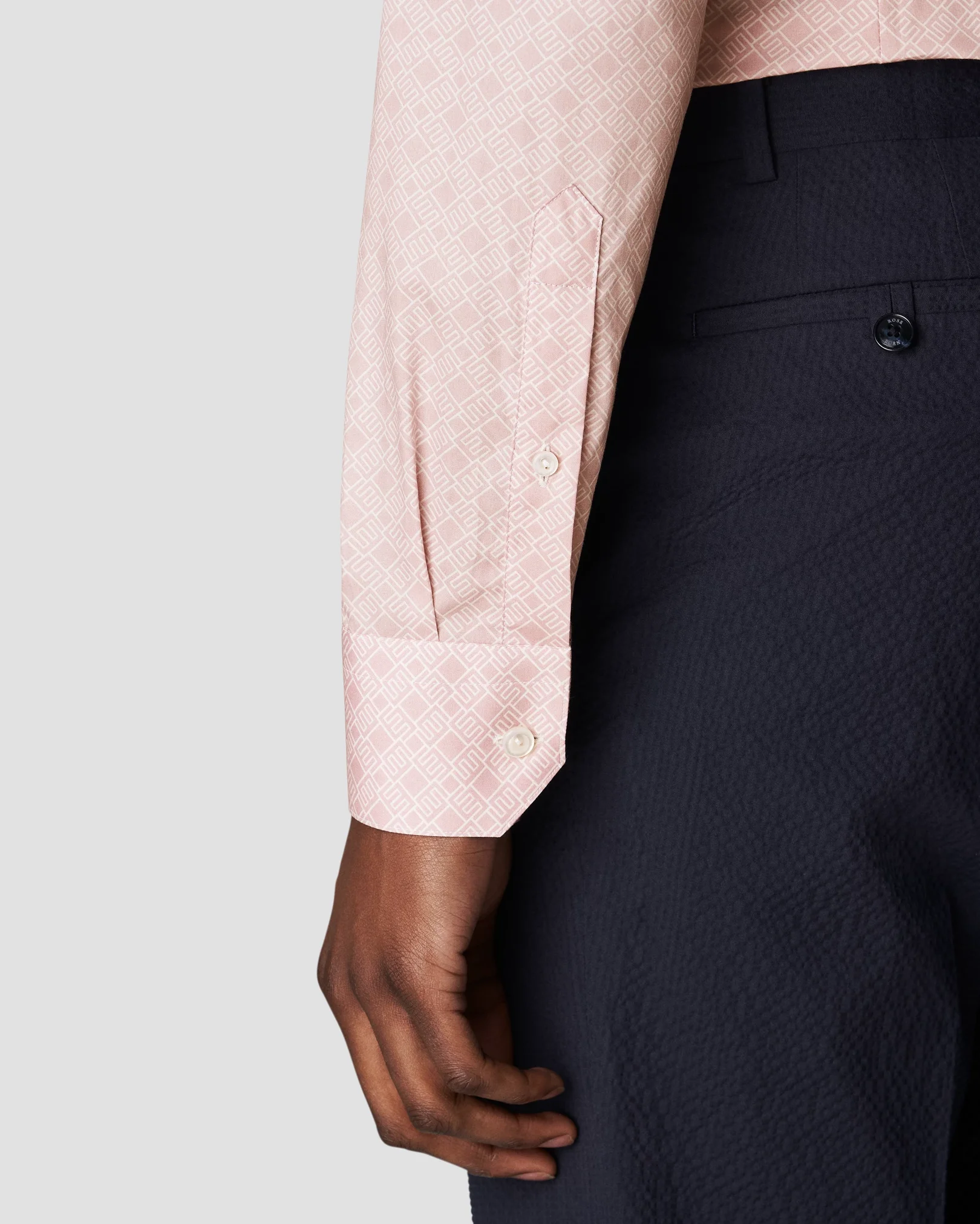 Eton - pink fine twill cutaway e print