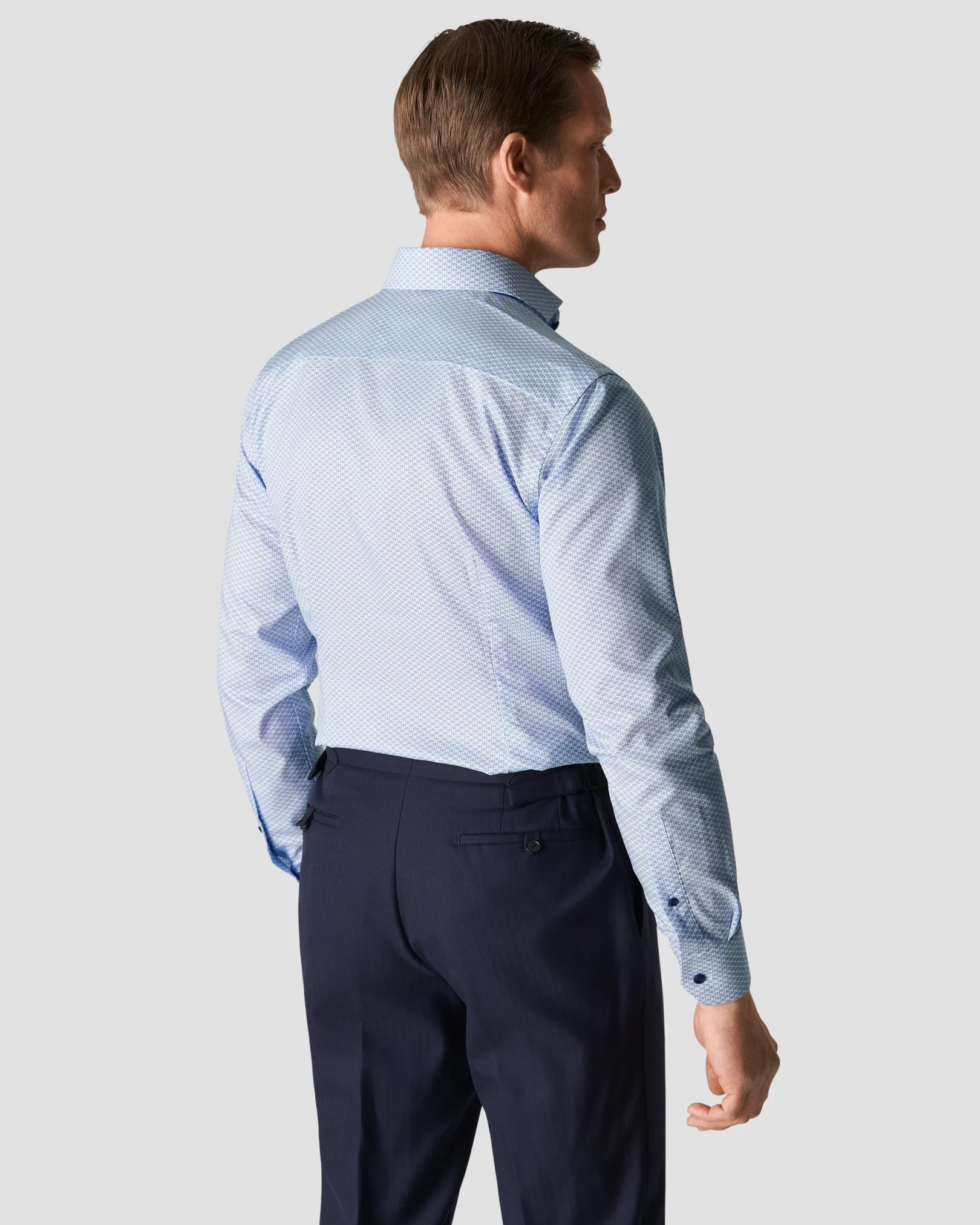 Eton - dark blue signature twill extreme cutaway