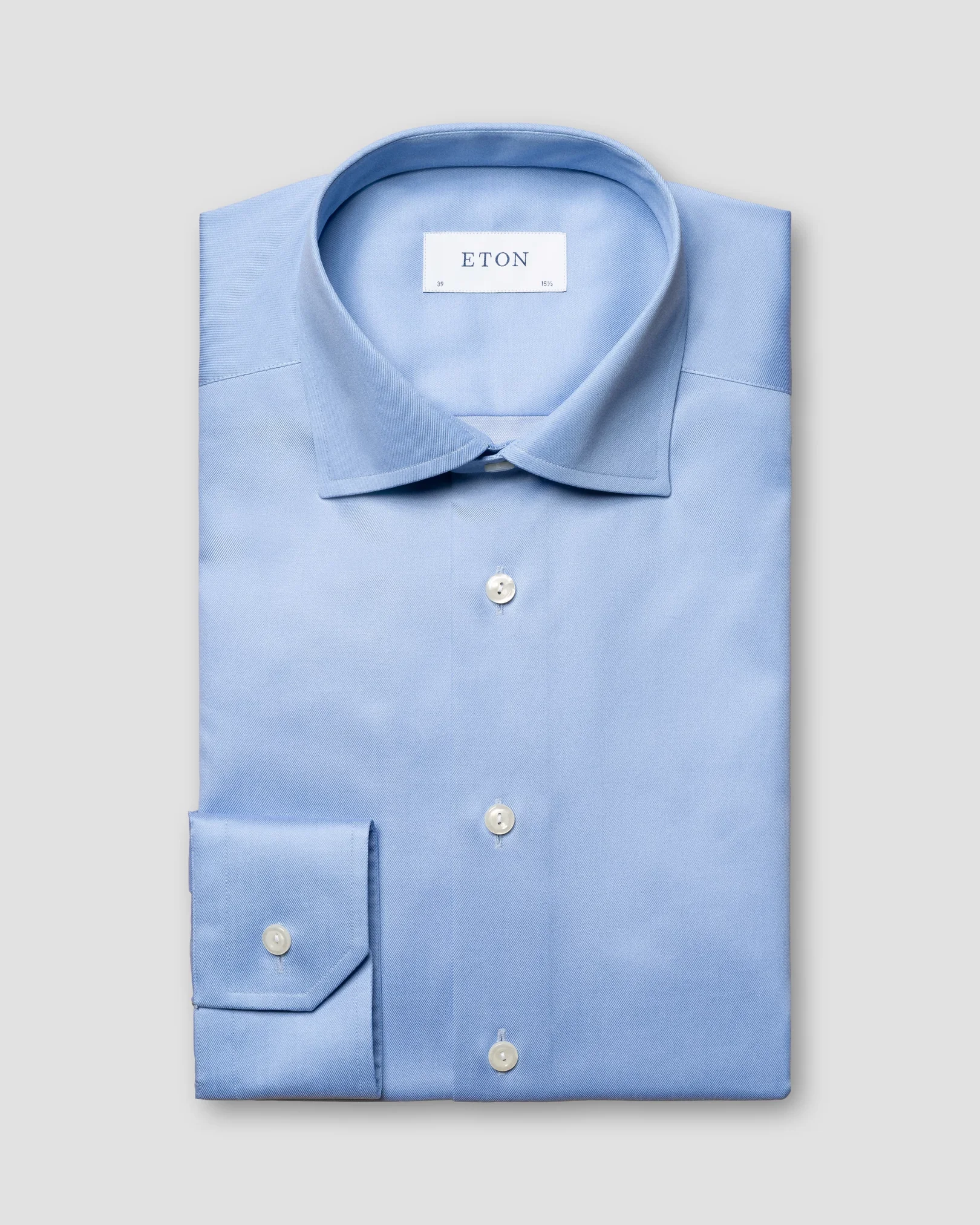 Eton - light blue signature twill cut away collar single cuff slim fit