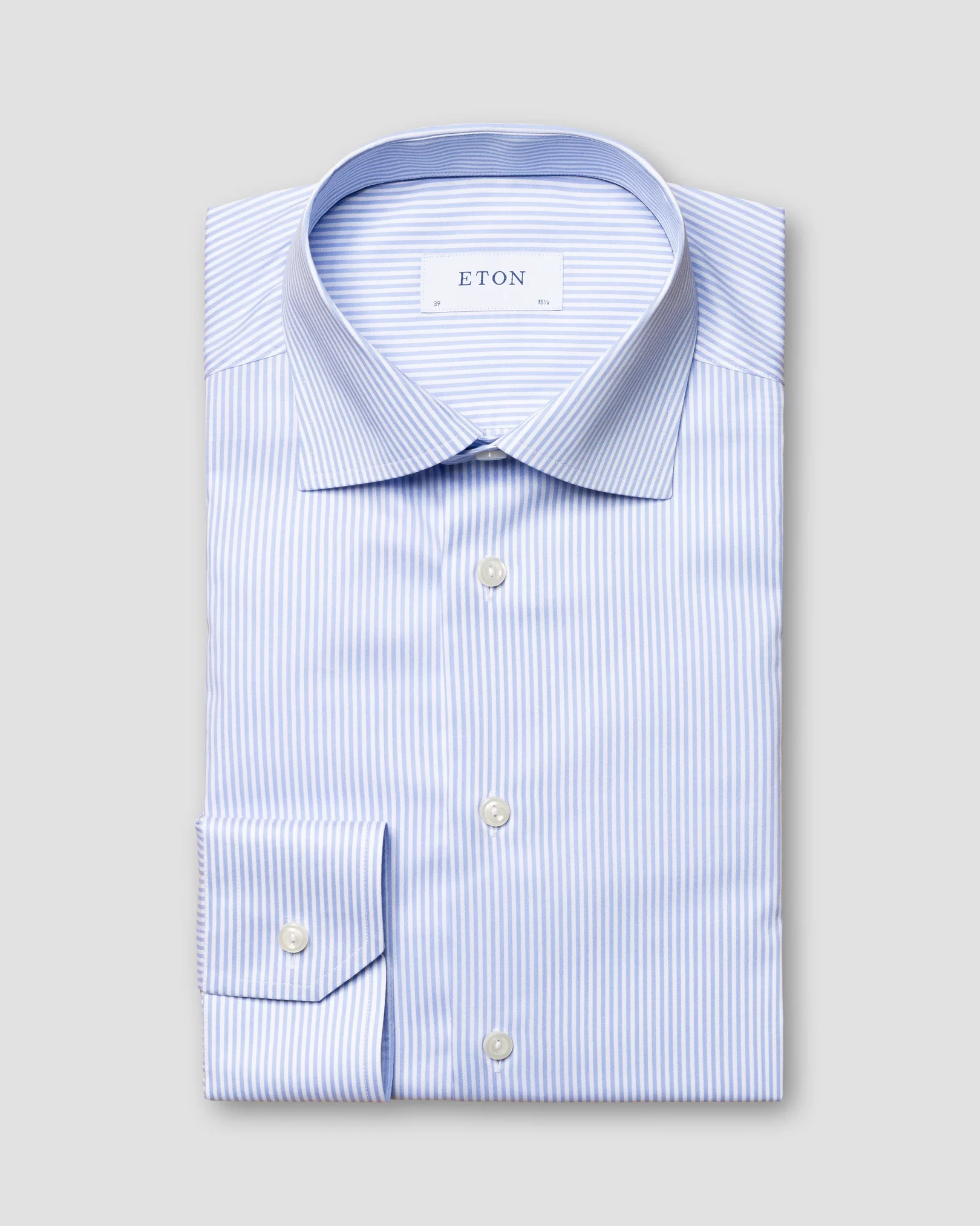 Eton - light blue twill cut away ss