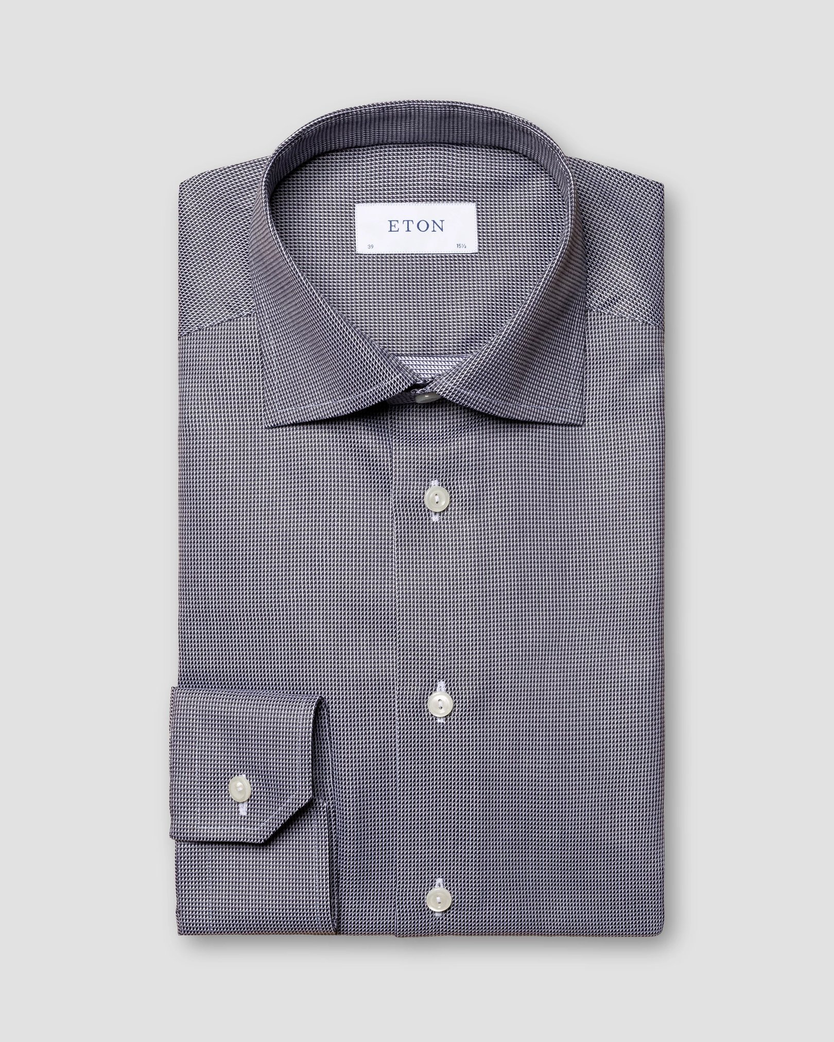 Eton - black signature twill cut away single slim