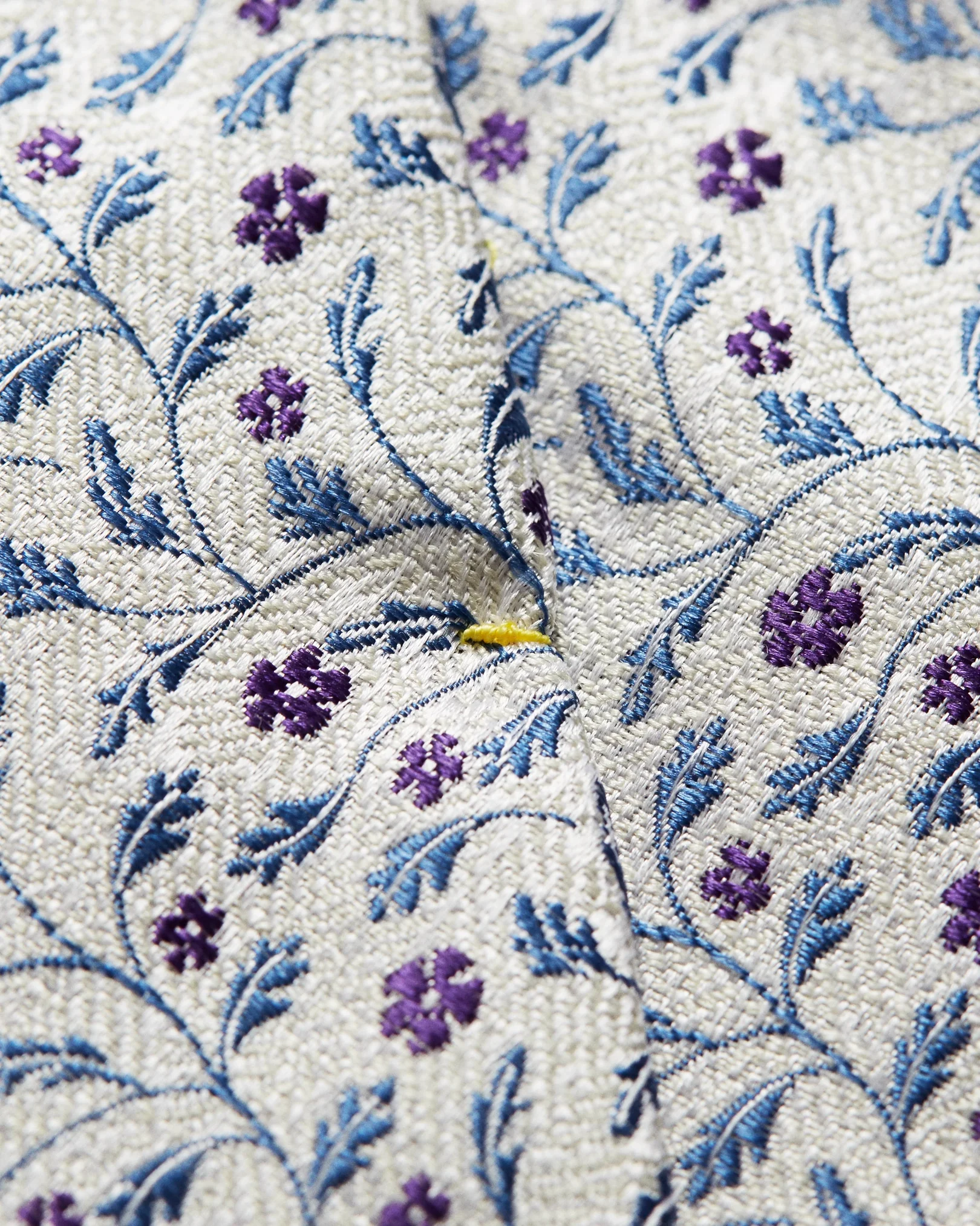 Eton - white flower tie