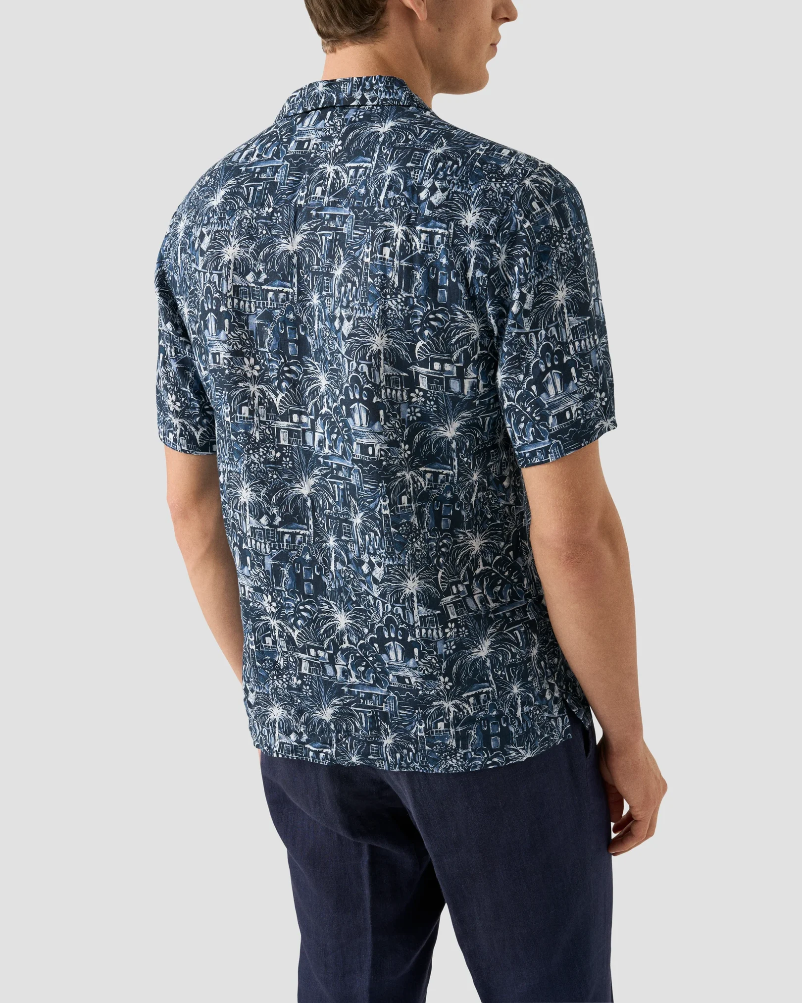 Eton - dark blue gaudi garden print resort shirt