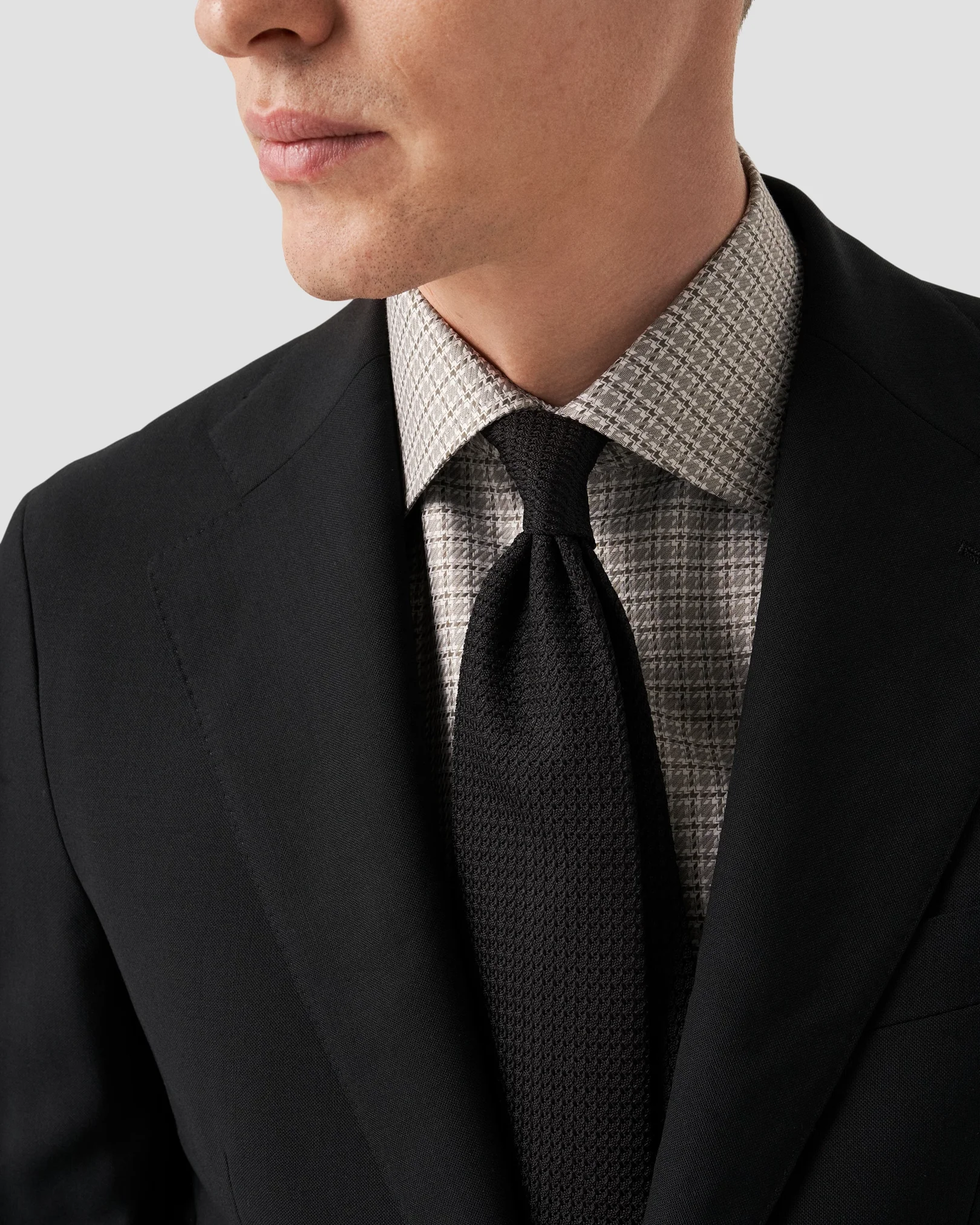 Eton - mid grey checked textured twill