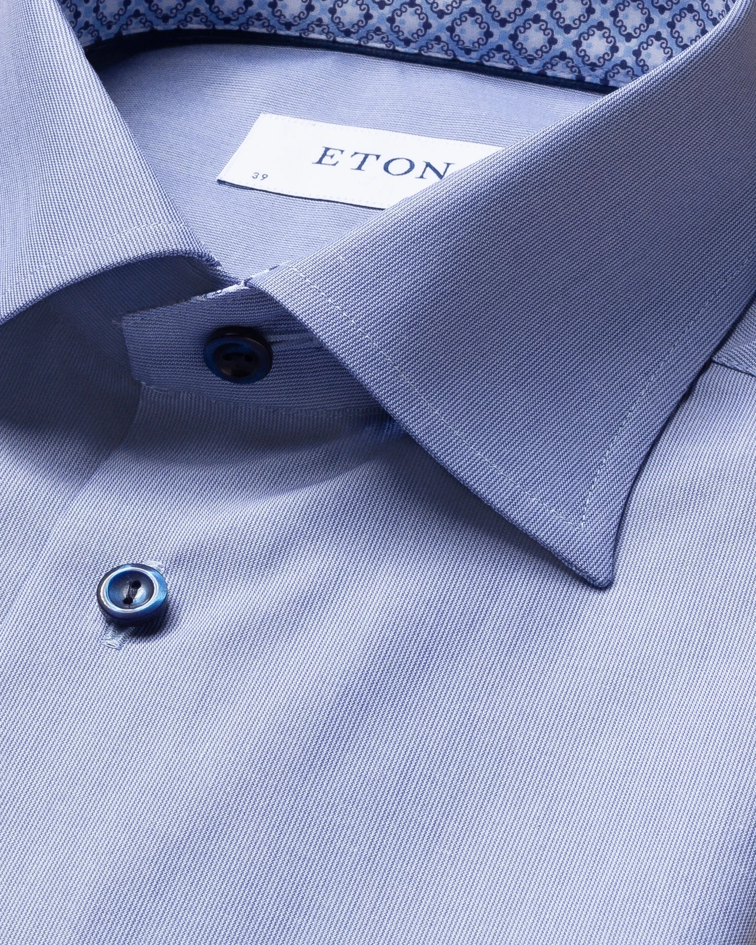 Eton - dark blue poplin cut away single slim