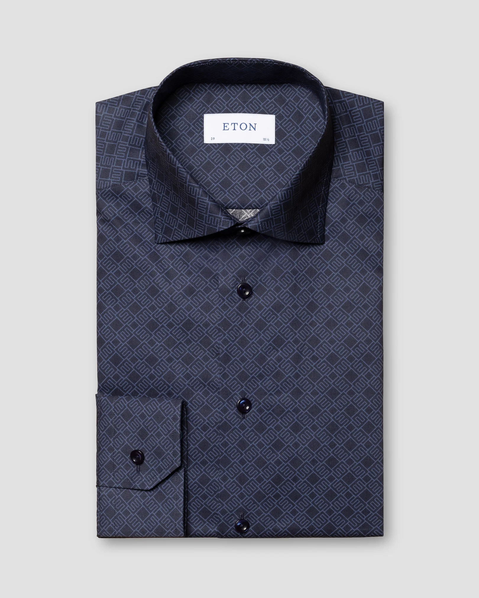 Eton - dark blue fine twill cut away