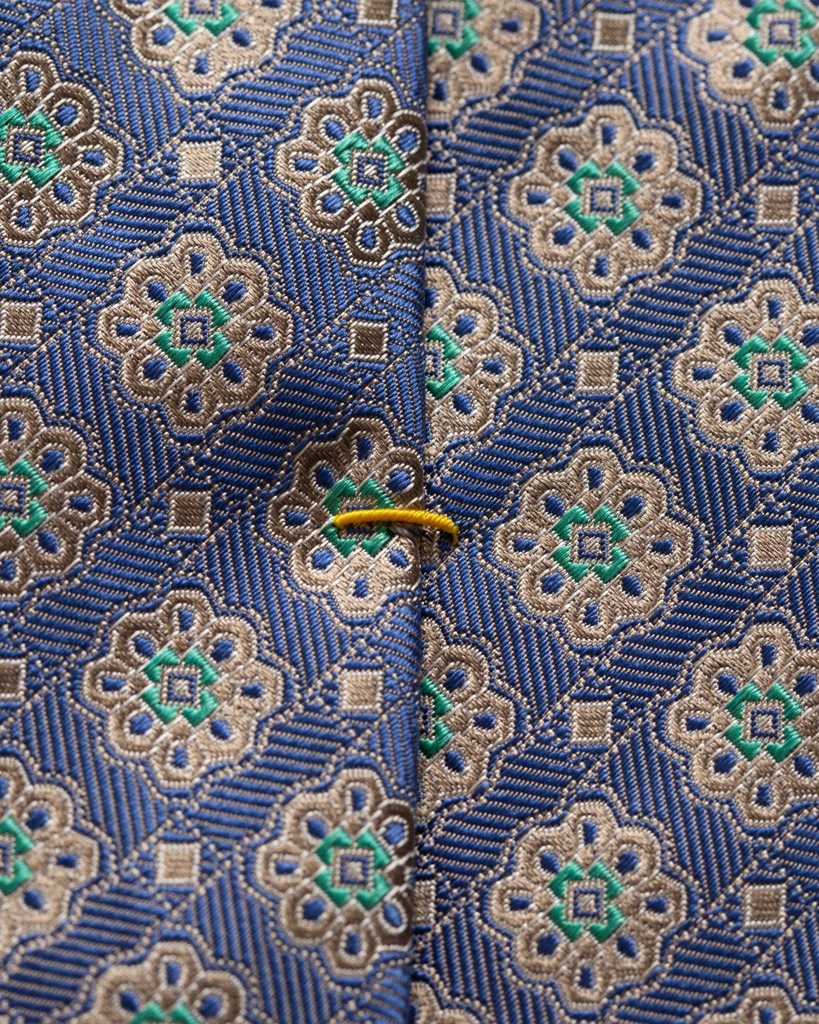 Eton - blue medallion square tie