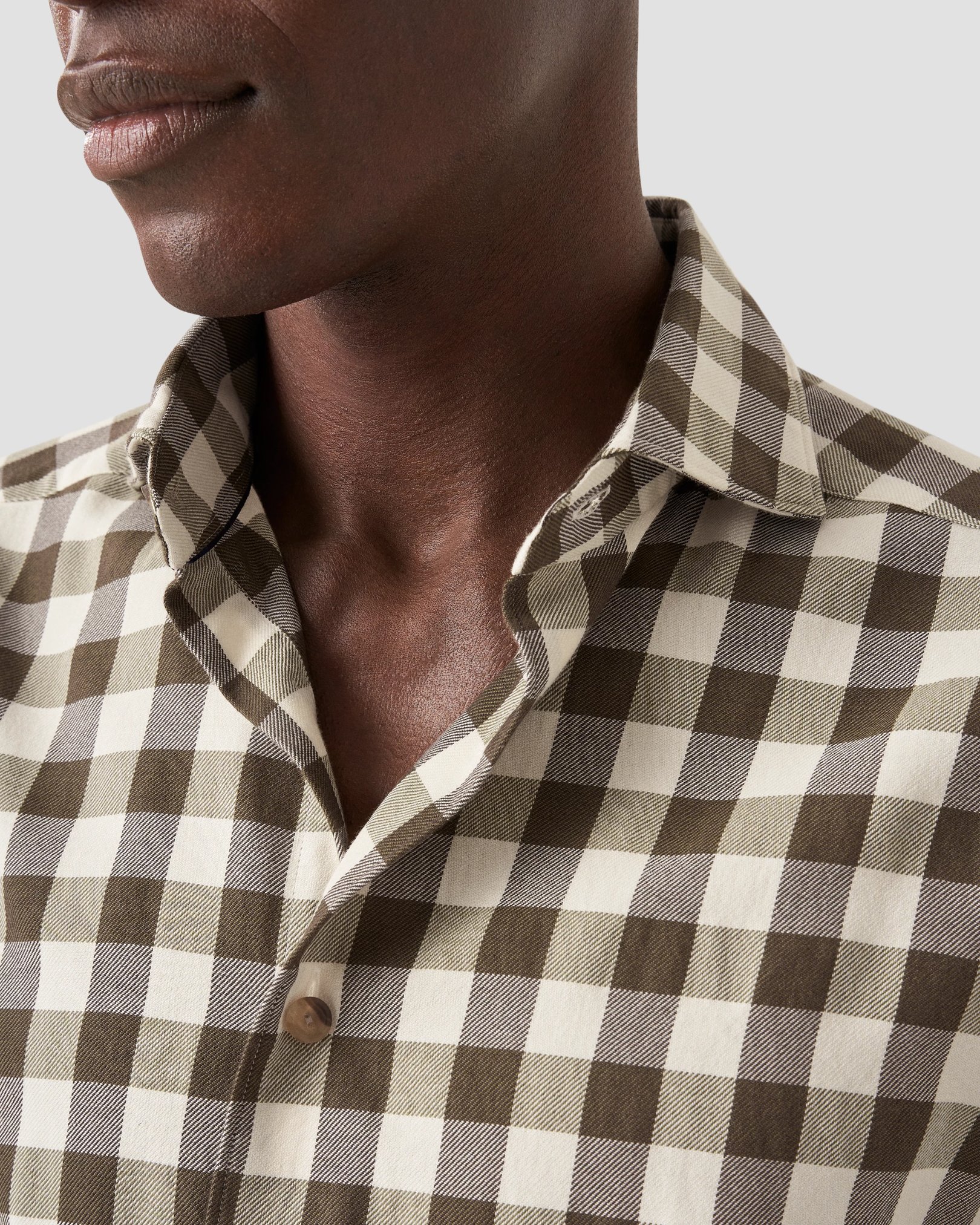 Eton - dark green twill wide spread