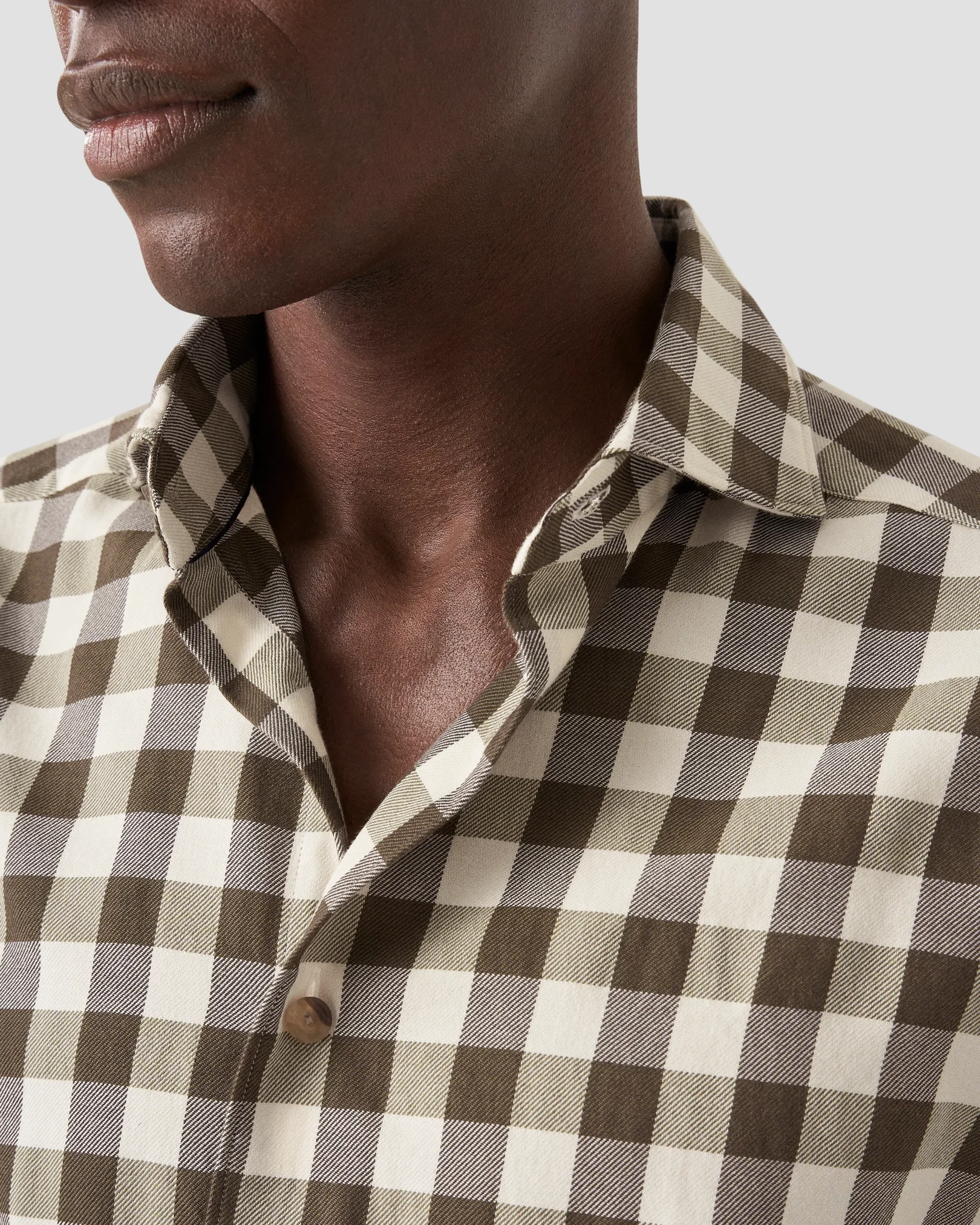 Eton - dark green twill wide spread