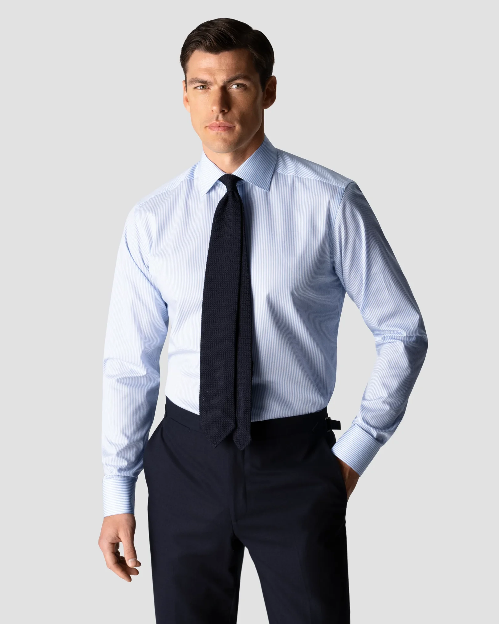 Eton - light blue twill cut away ss