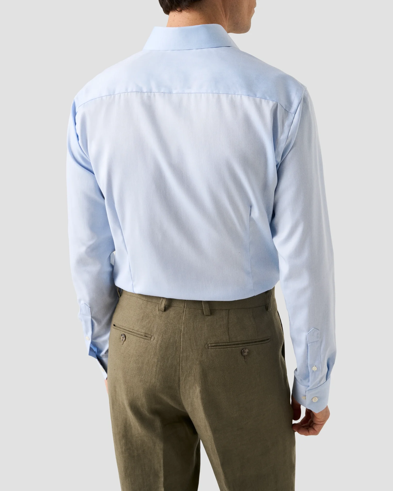Eton - light blue solid signature twill paisley
