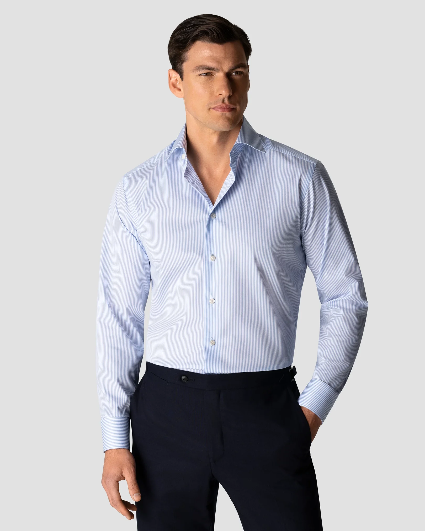 Eton - light blue twill cut away ss