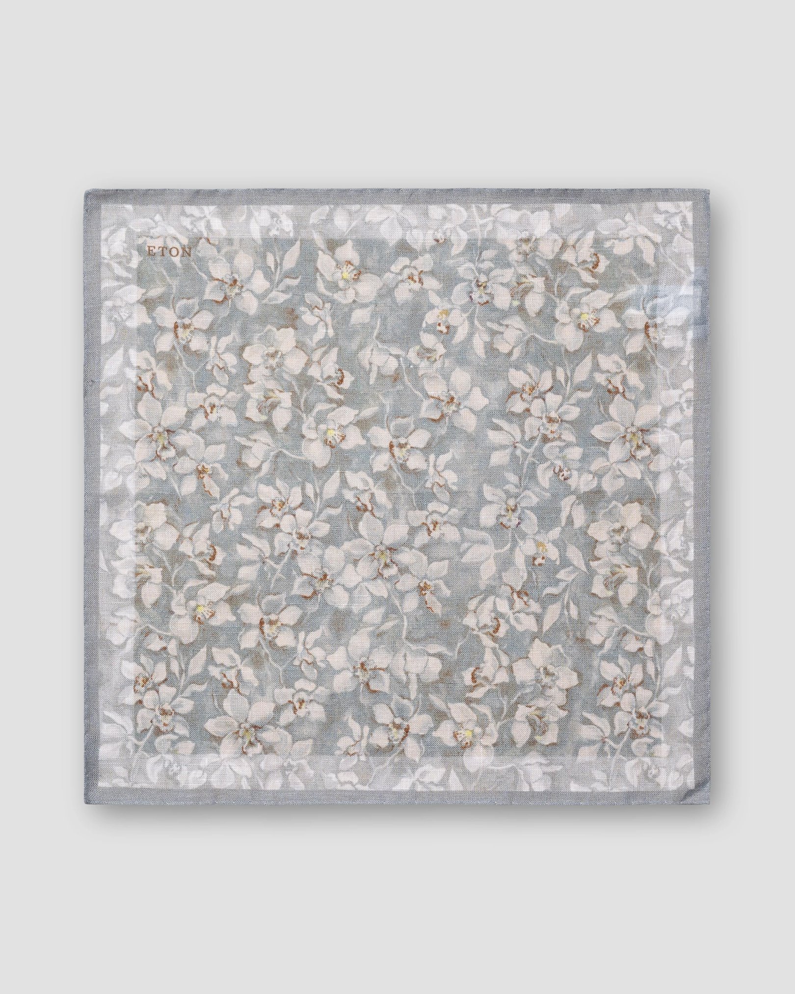 Eton - light blue spring pocket square