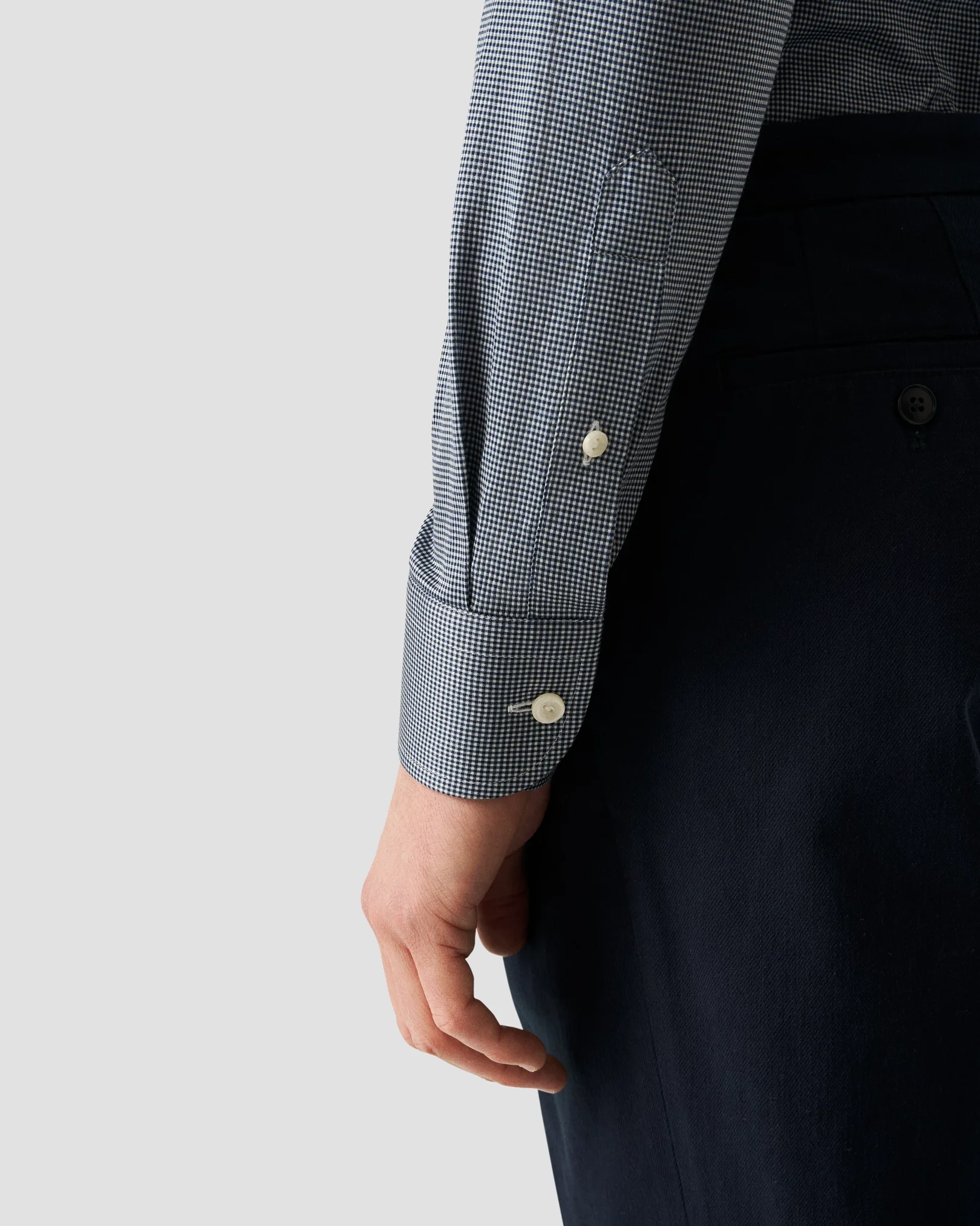 Eton - dark blue micro checked knit king