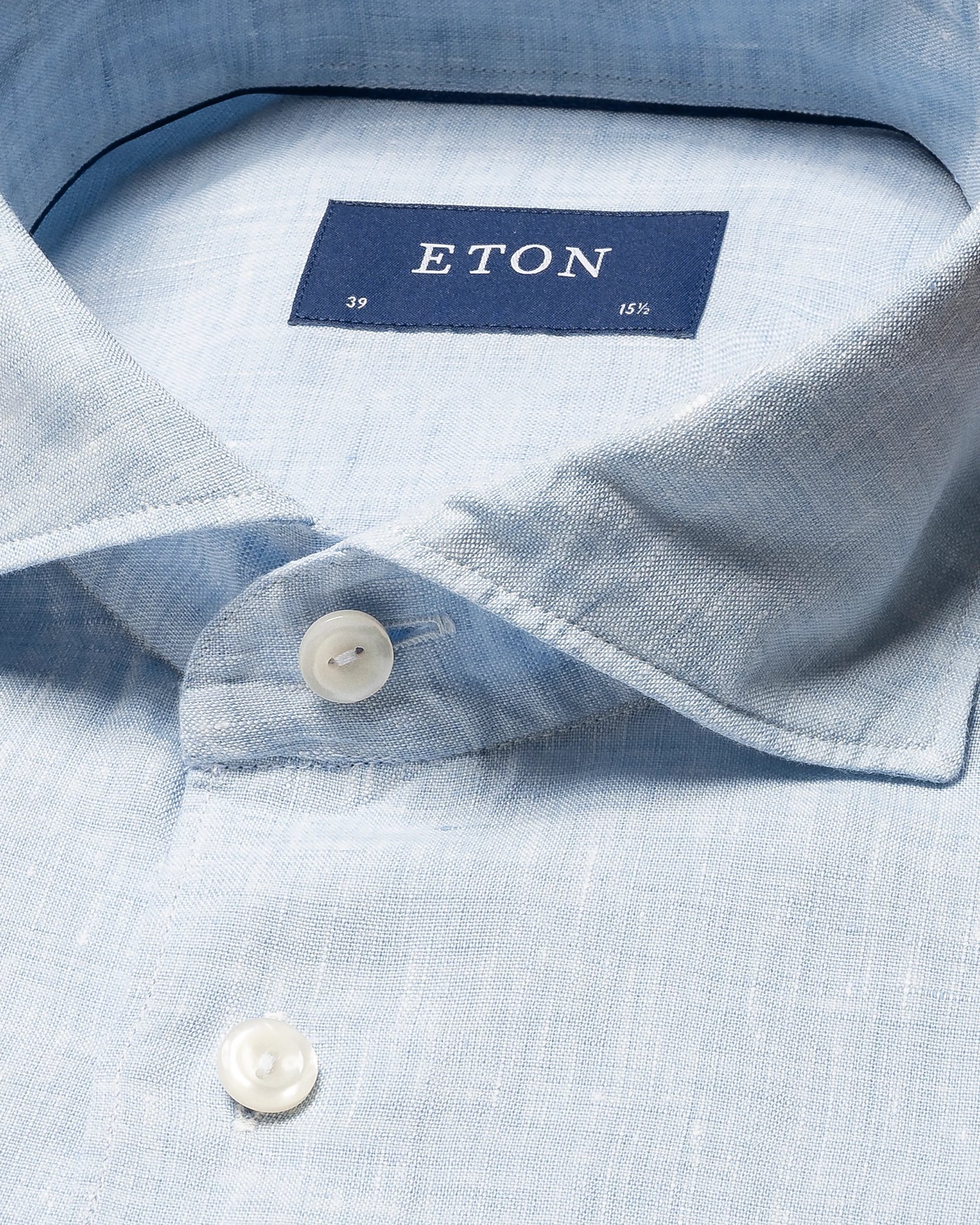 Eton - light blue linen wide spread