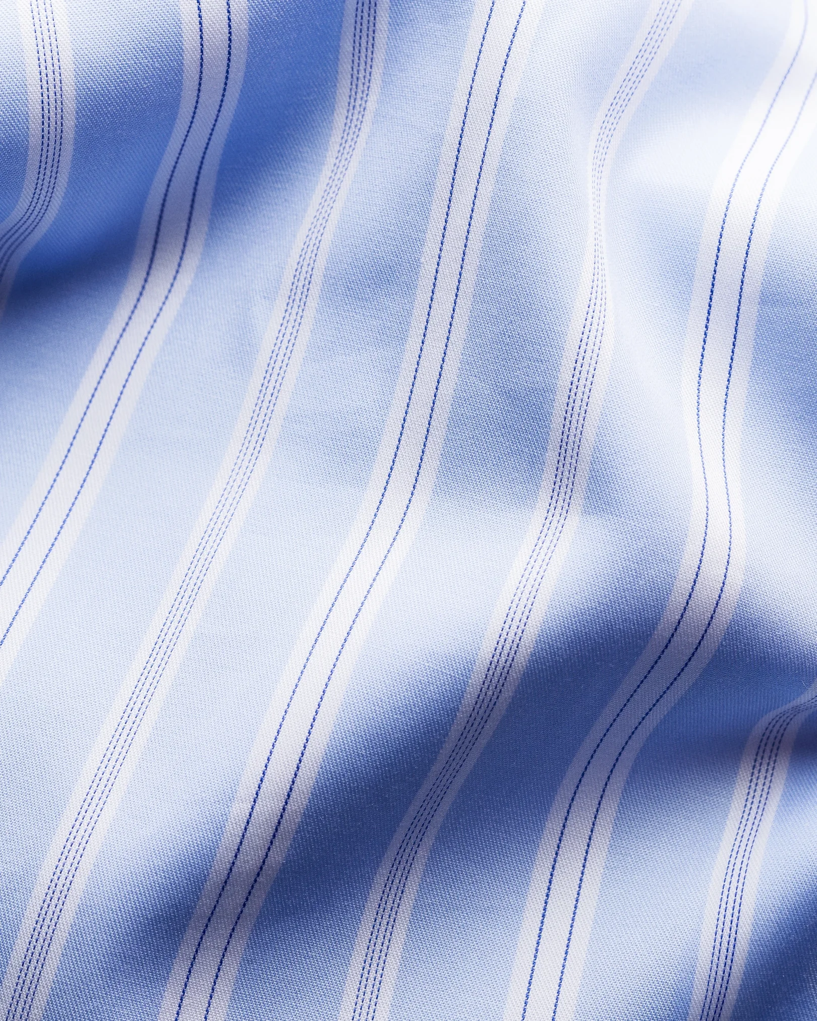 Eton - light blue fine twill cut away