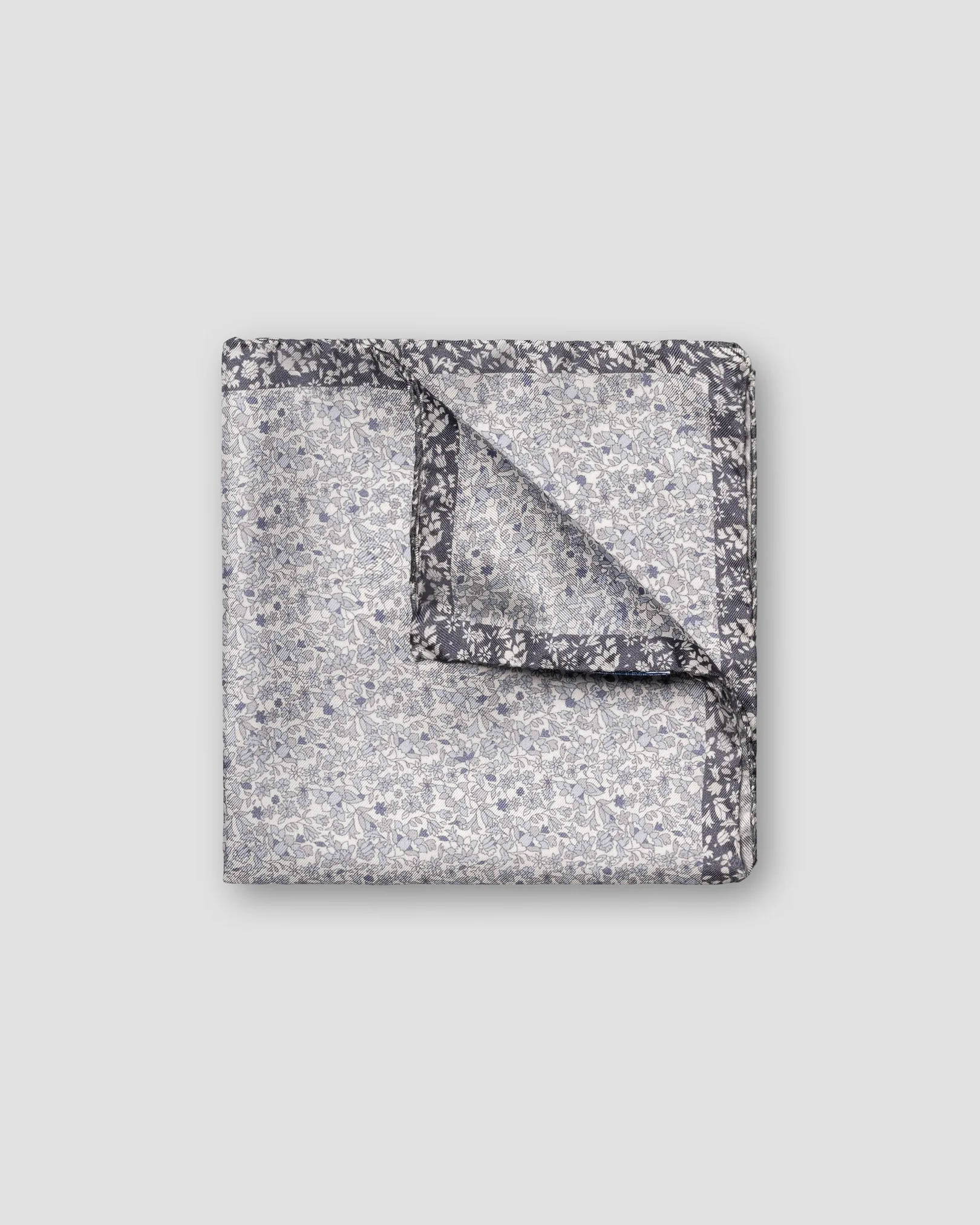 Eton - classic silk pocket square