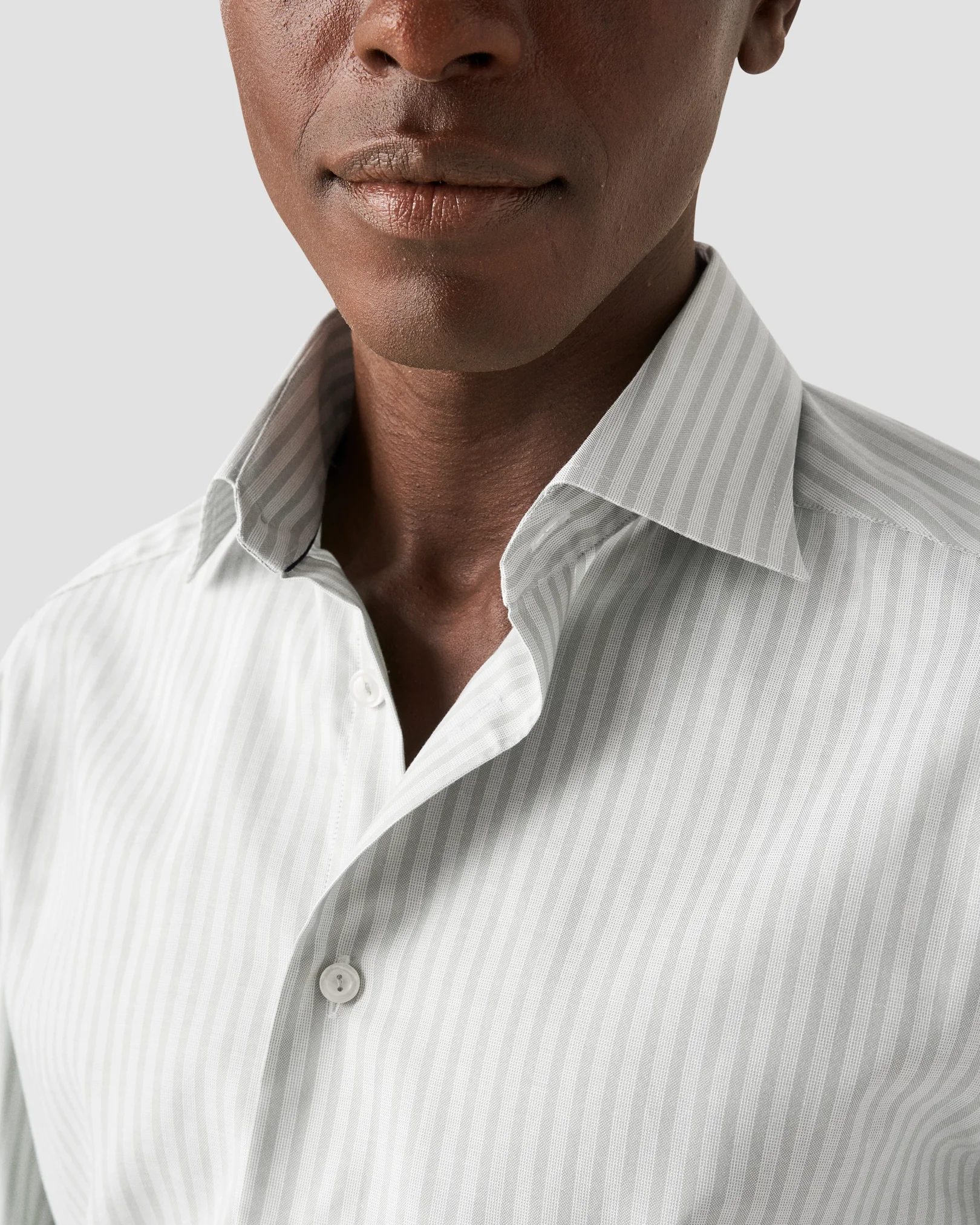 Eton - fine light green oxford
