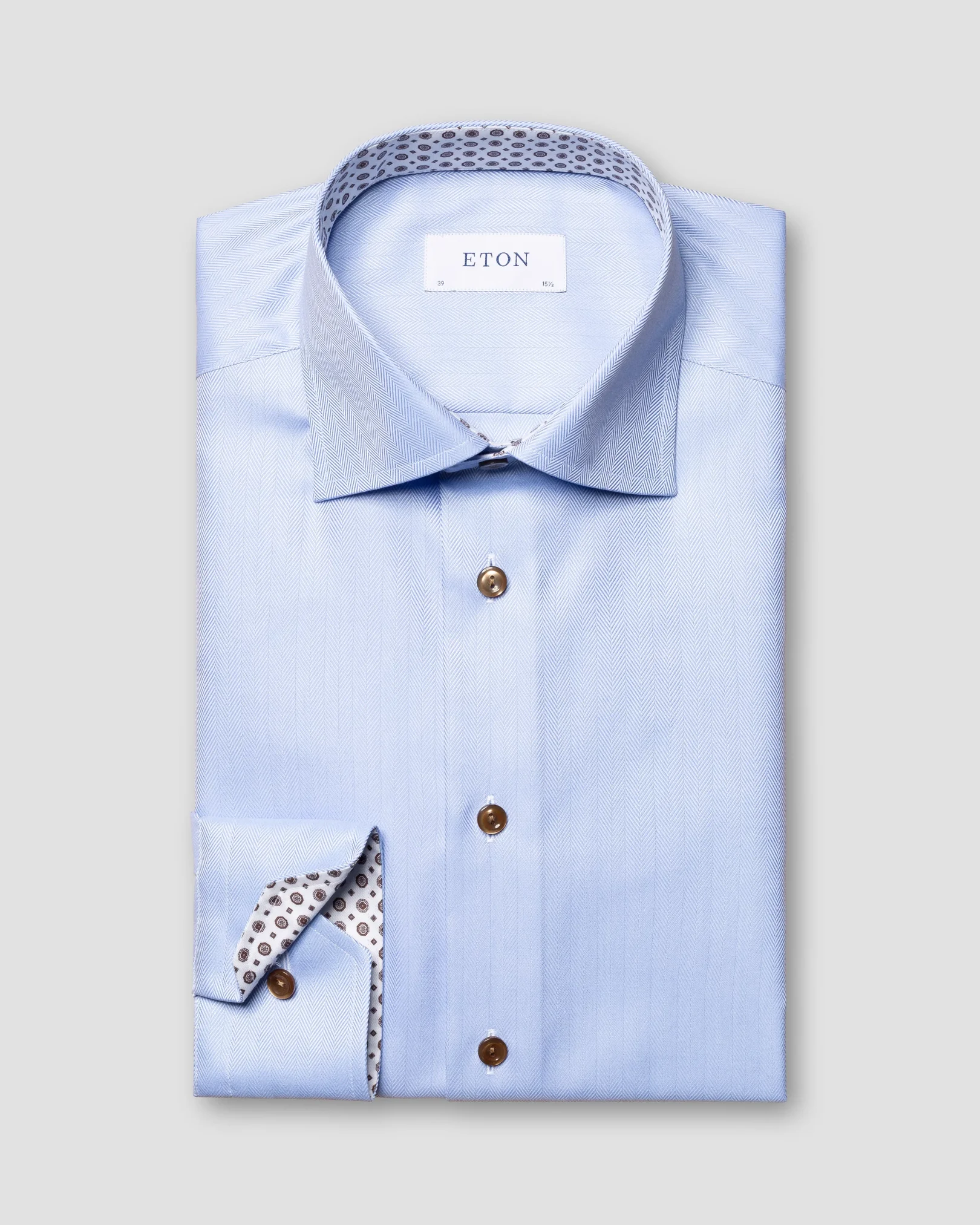 Eton - light blue signature twill cutaway