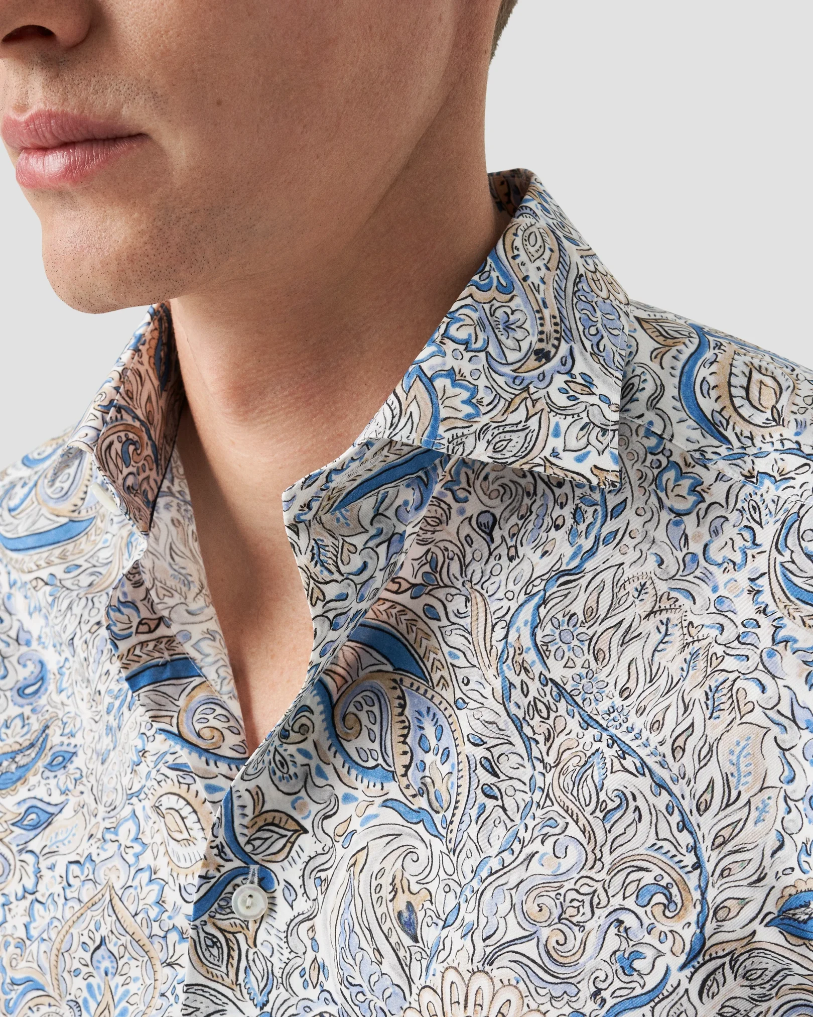 Eton - mid blue paisley fine twill