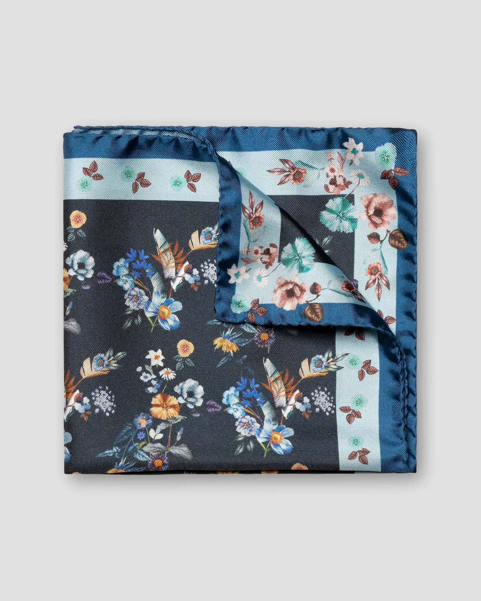 Eton - navy blue floral pocket