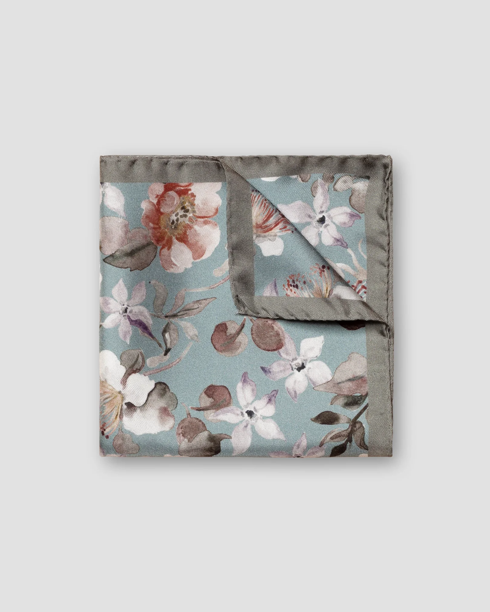 Eton - mid blue floral pqs