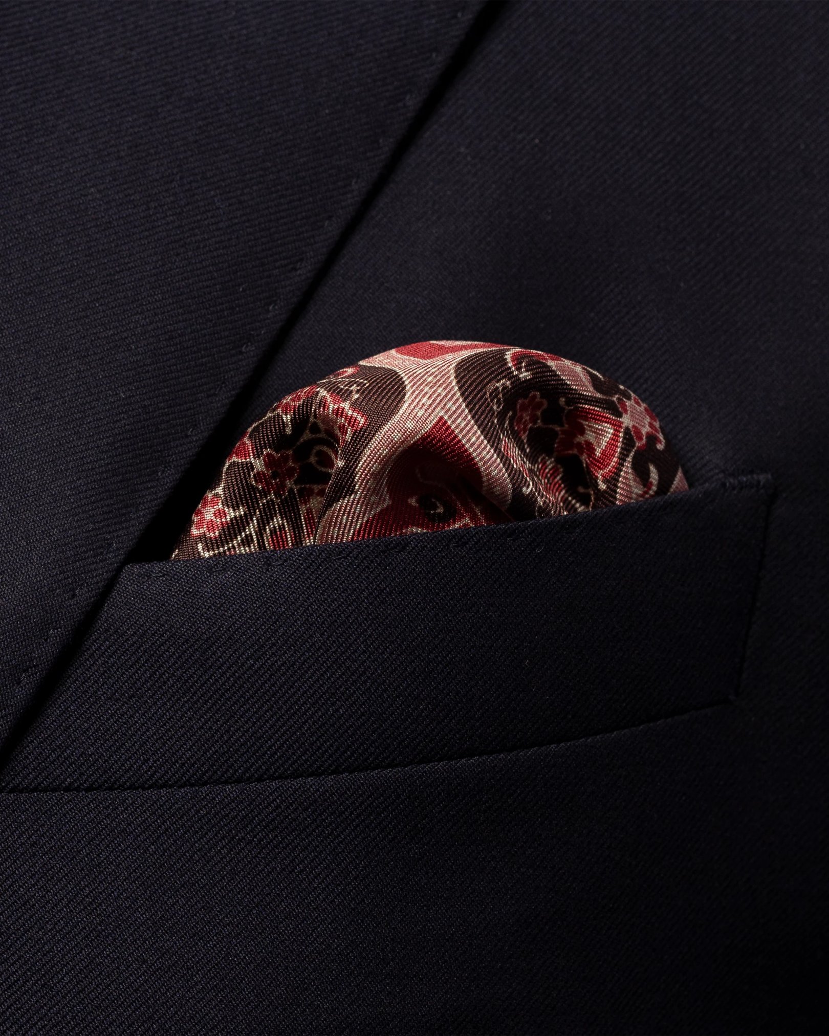 Eton - red pink medallion pocket square