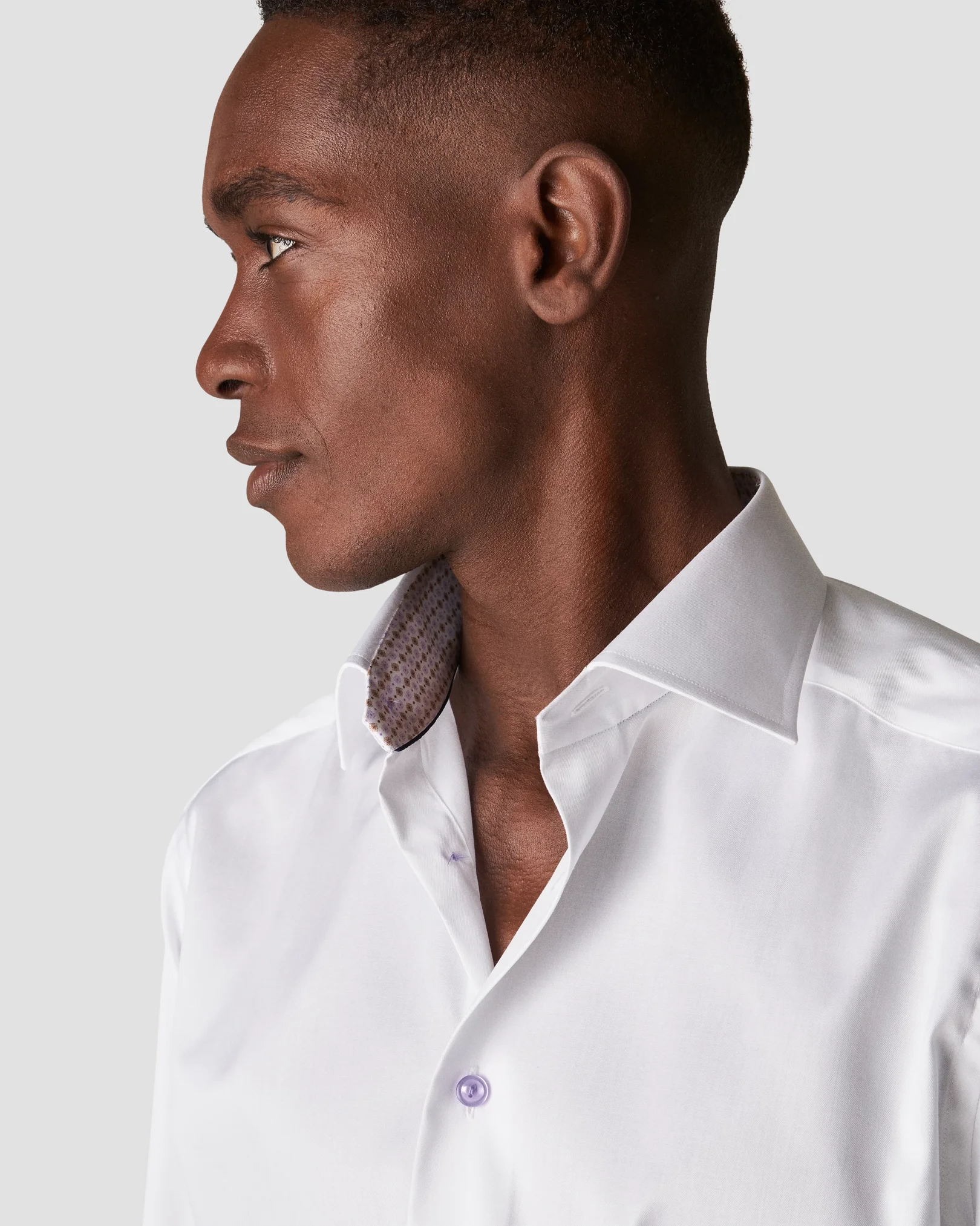 Eton - white signature twill cut special details