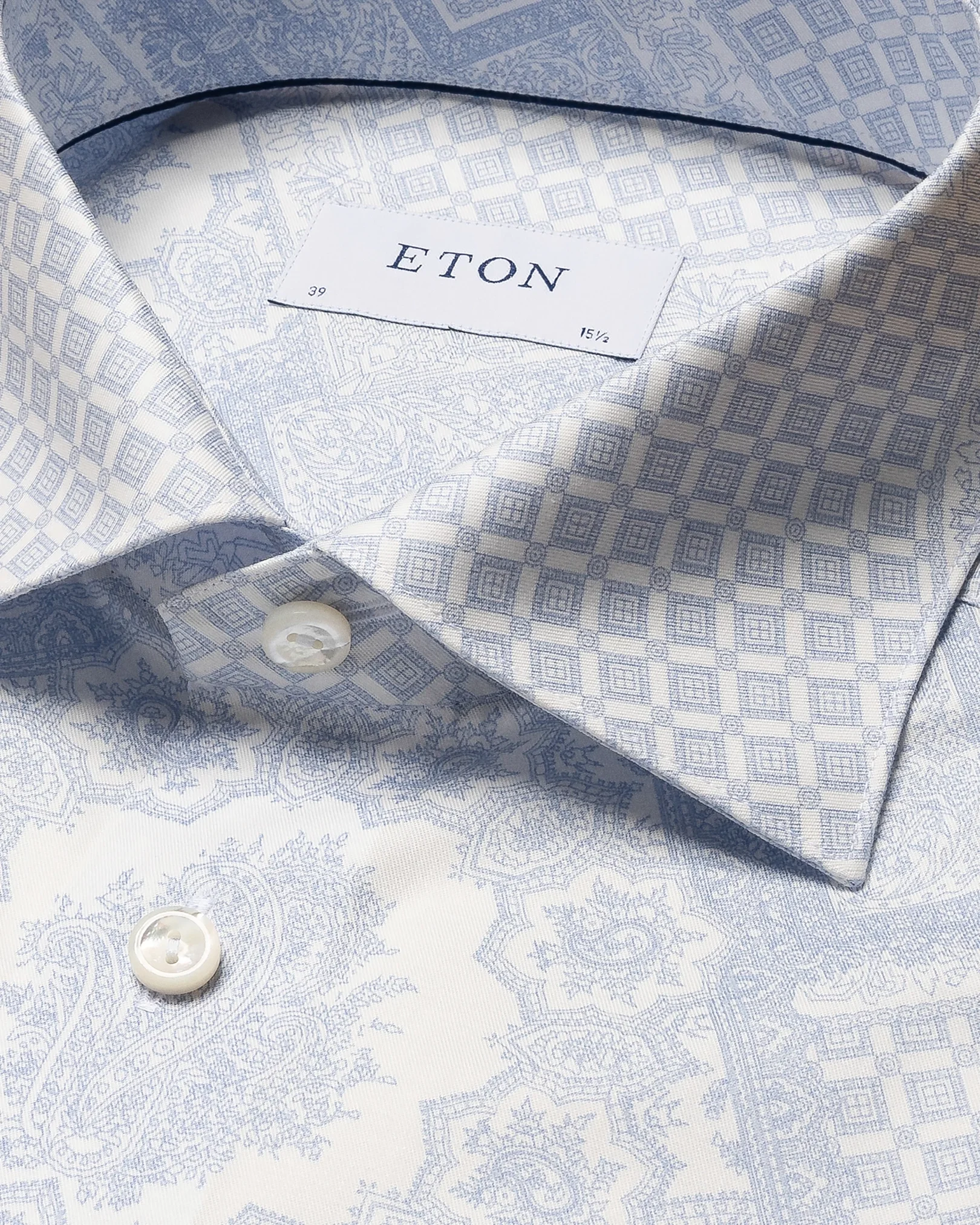 Eton - light blue paisley twill